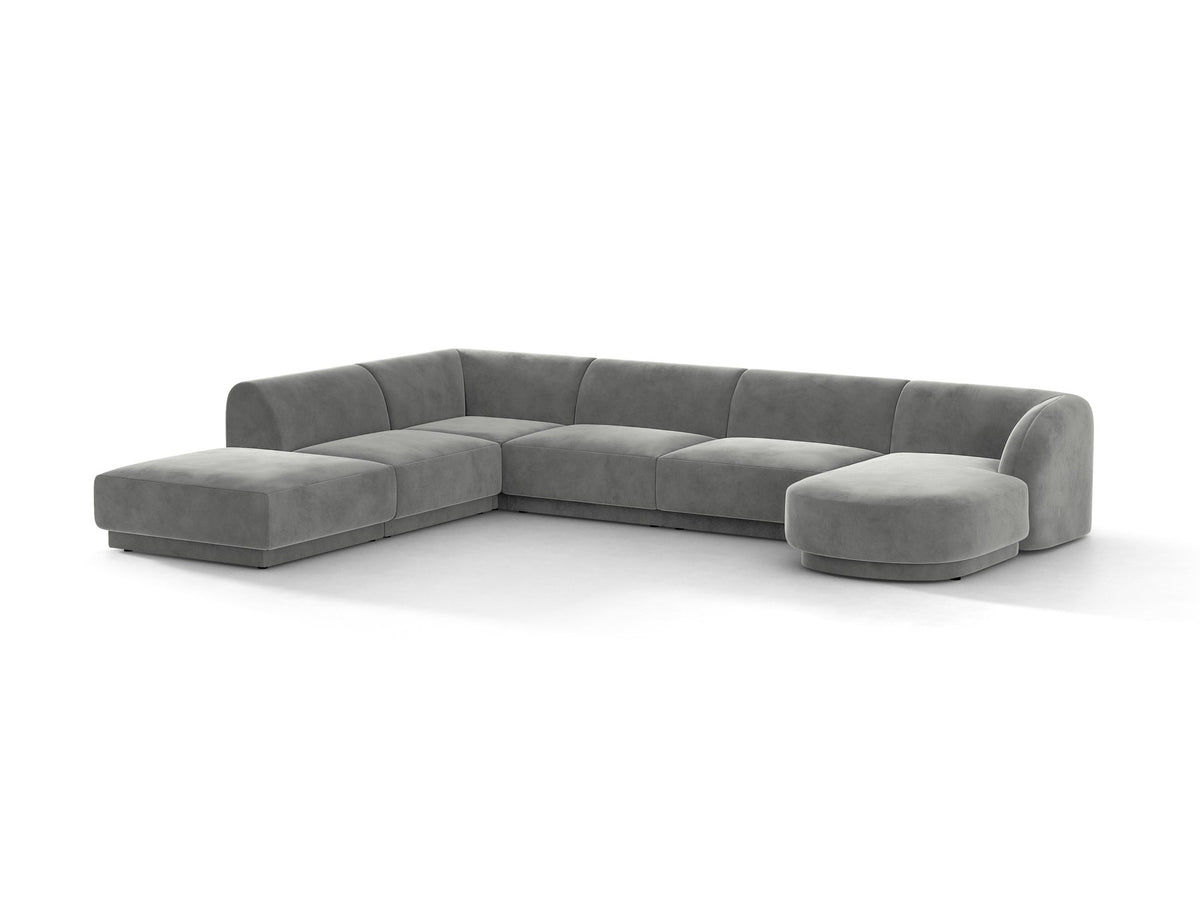 Miley Panoramasofa von Micadoni, Ecksofa links in Dunkelbeige mit Bluvel-Stoffbezug, schwarzen Kunststofffüssen und niedriger Rückenlehne.