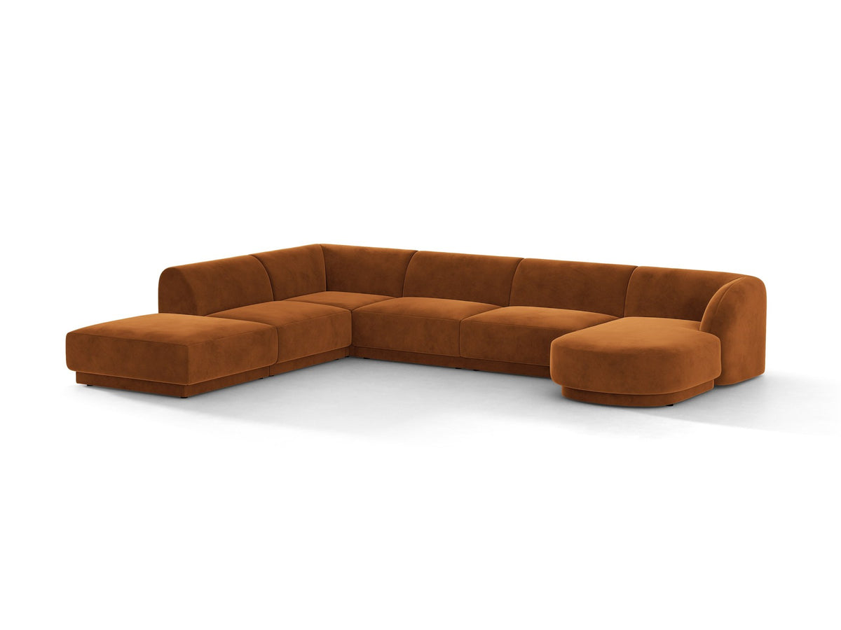 Miley Panoramasofa von Micadoni, Ecksofa links in Dunkelbeige mit Bluvel-Stoffbezug, schwarzen Kunststofffüssen und niedriger Rückenlehne.