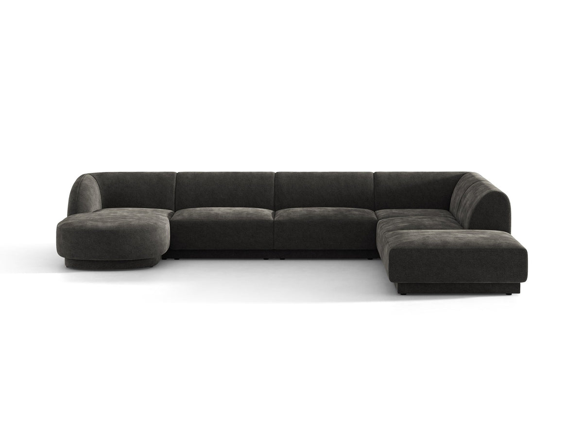 Dunkelbeiges Ecksofa rechts Miley von Micadoni mit Stoffbezug Bluvel, schwarzen Kunststoffbeinen und niedriger Rückenlehne.