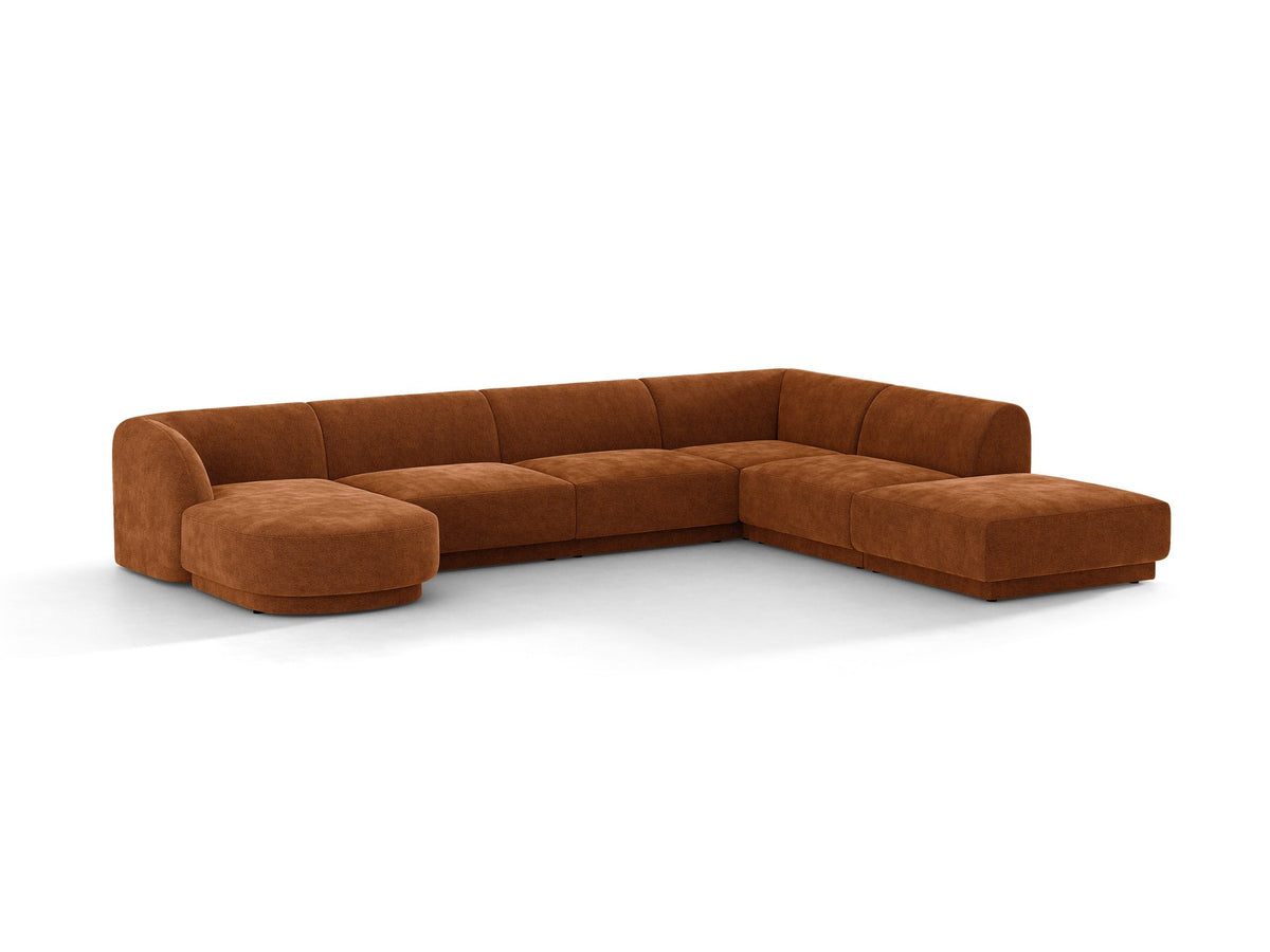 Dunkelbeiges Ecksofa rechts Miley von Micadoni mit Stoffbezug Bluvel, schwarzen Kunststoffbeinen und niedriger Rückenlehne.