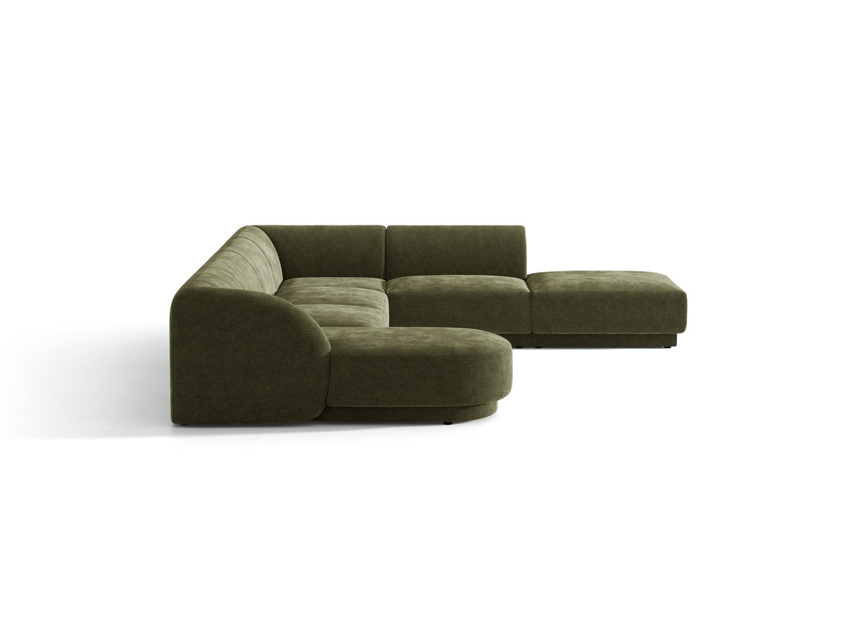 Dunkelbeiges Ecksofa rechts Miley von Micadoni mit Stoffbezug Bluvel, schwarzen Kunststoffbeinen und niedriger Rückenlehne.