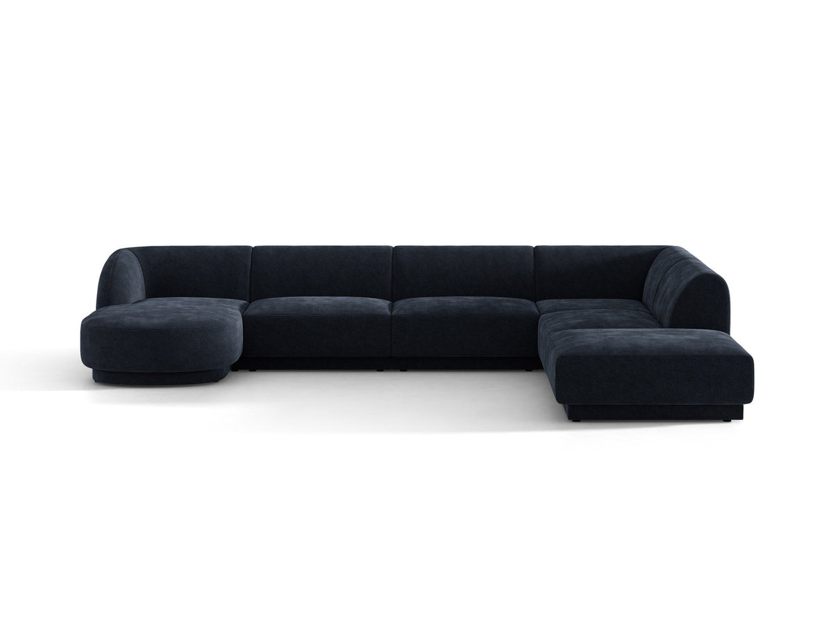 Dunkelbeiges Ecksofa rechts Miley von Micadoni mit Stoffbezug Bluvel, schwarzen Kunststoffbeinen und niedriger Rückenlehne.