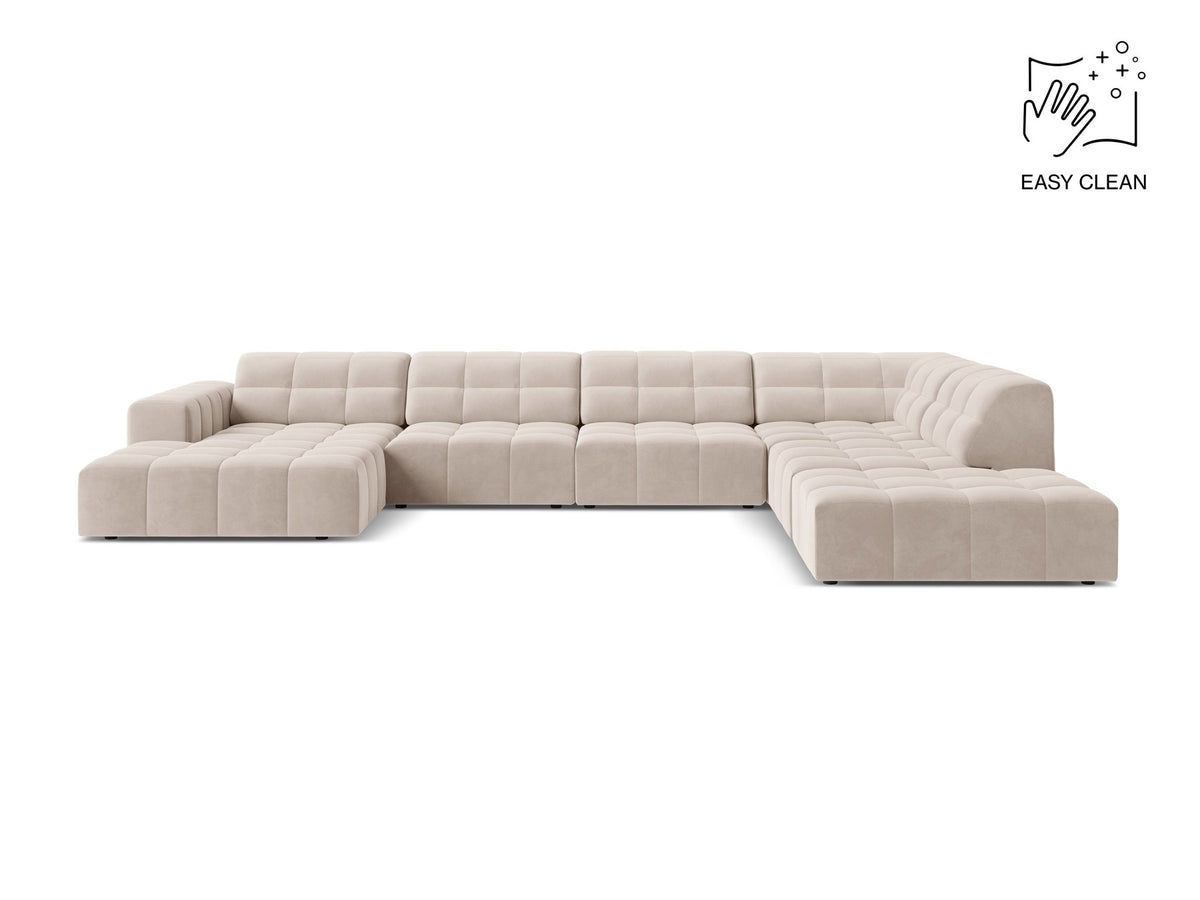 Panoramasofa Jennifer von Micadoni in leichtem Beige, Ecksofa rechts mit Bluvel-Stoffbezug, Rückenlehne und schwarzen Kunststoffbeinen aus Polypropylen.