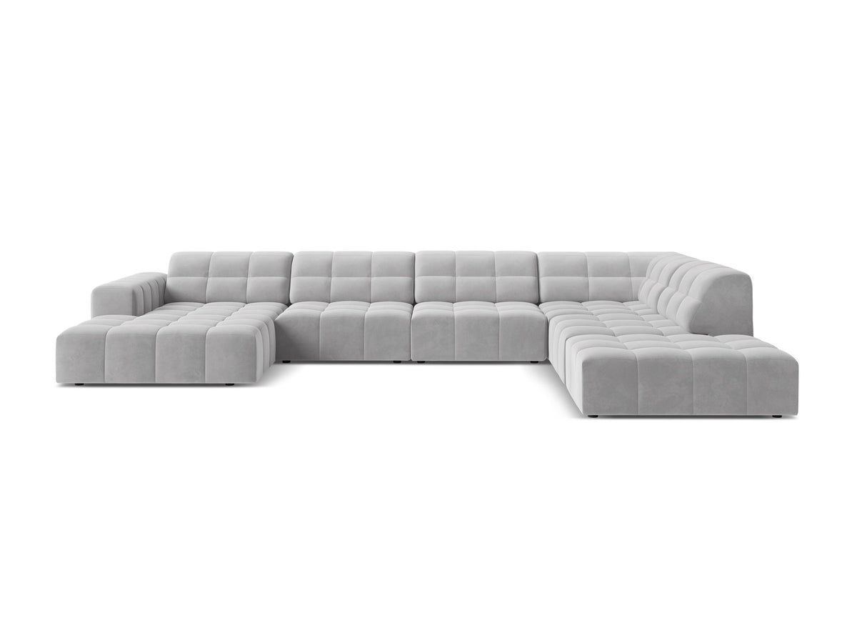 Panoramasofa Jennifer von Micadoni in leichtem Beige, Ecksofa rechts mit Bluvel-Stoffbezug, Rückenlehne und schwarzen Kunststoffbeinen aus Polypropylen.