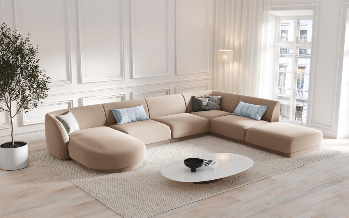 Miley Velour Panoramic Ecksofa rechts 6 Sitzer in Cappuccino-Bluvel präsentiert im Onlineshop von KAQTU Design AG. Ecksofa rechts ist von Micadoni