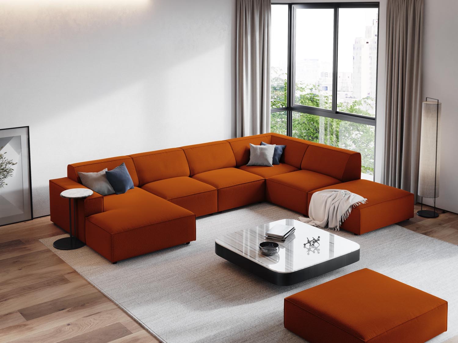Elegantes, terracotta-farbenes 7-Sitzer Ecksofa Jodie von Micadoni, ideal für stilvolle Wohnräume und gemütliche Abende.