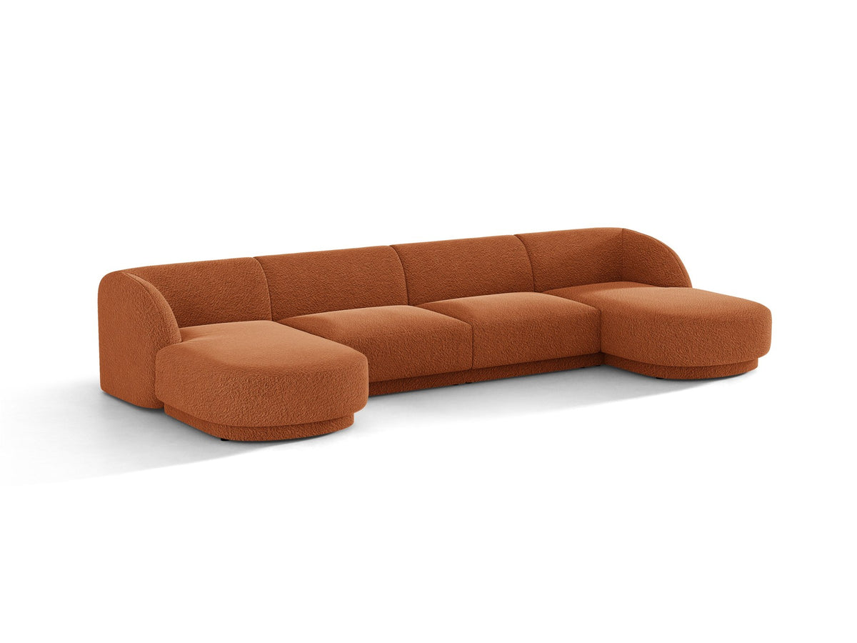 Dunkelbeiges Panorama-Ecksofa Miley von Micadoni mit Bluvel-Stoffbezug, L-Form, schwarzen Kunststoffbeinen und niedriger Rückenlehne.
