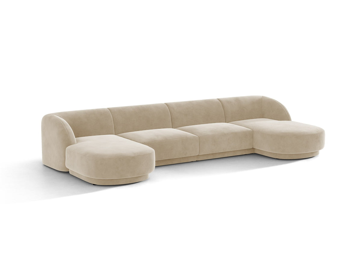 Dunkelbeiges Panorama-Ecksofa Miley von Micadoni mit Bluvel-Stoffbezug, L-Form, schwarzen Kunststoffbeinen und niedriger Rückenlehne.