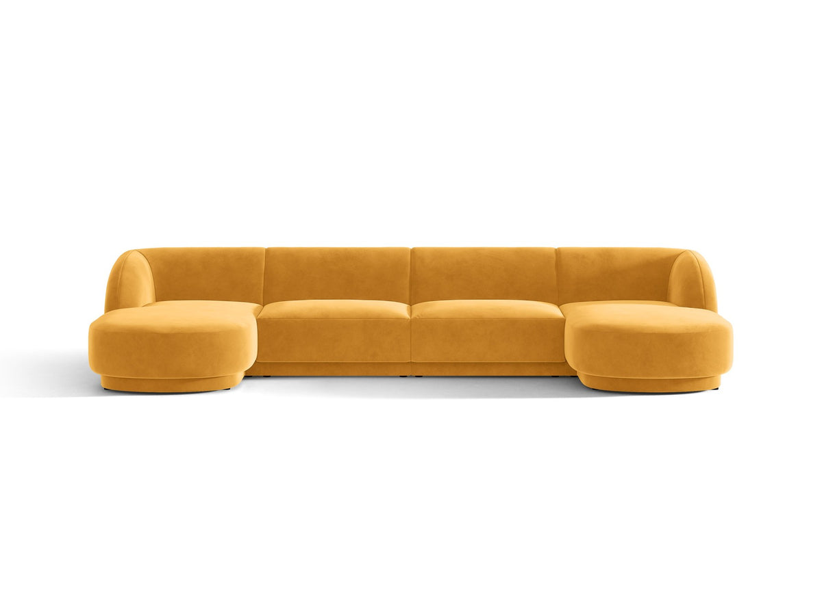 Dunkelbeiges Panorama-Ecksofa Miley von Micadoni mit Bluvel-Stoffbezug, L-Form, schwarzen Kunststoffbeinen und niedriger Rückenlehne.