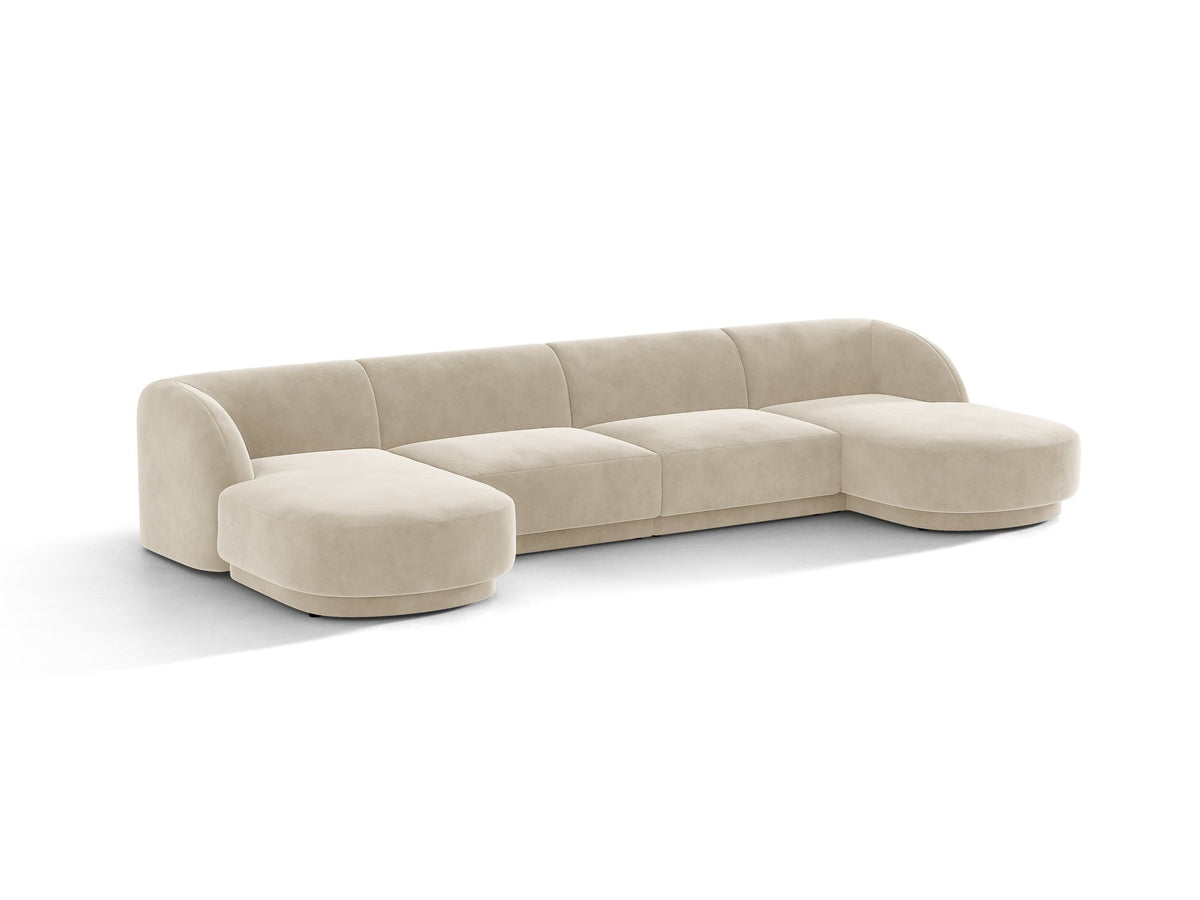 Dunkelbeiges Panorama-Ecksofa Miley von Micadoni mit Bluvel-Stoffbezug, L-Form, schwarzen Kunststoffbeinen und niedriger Rückenlehne.