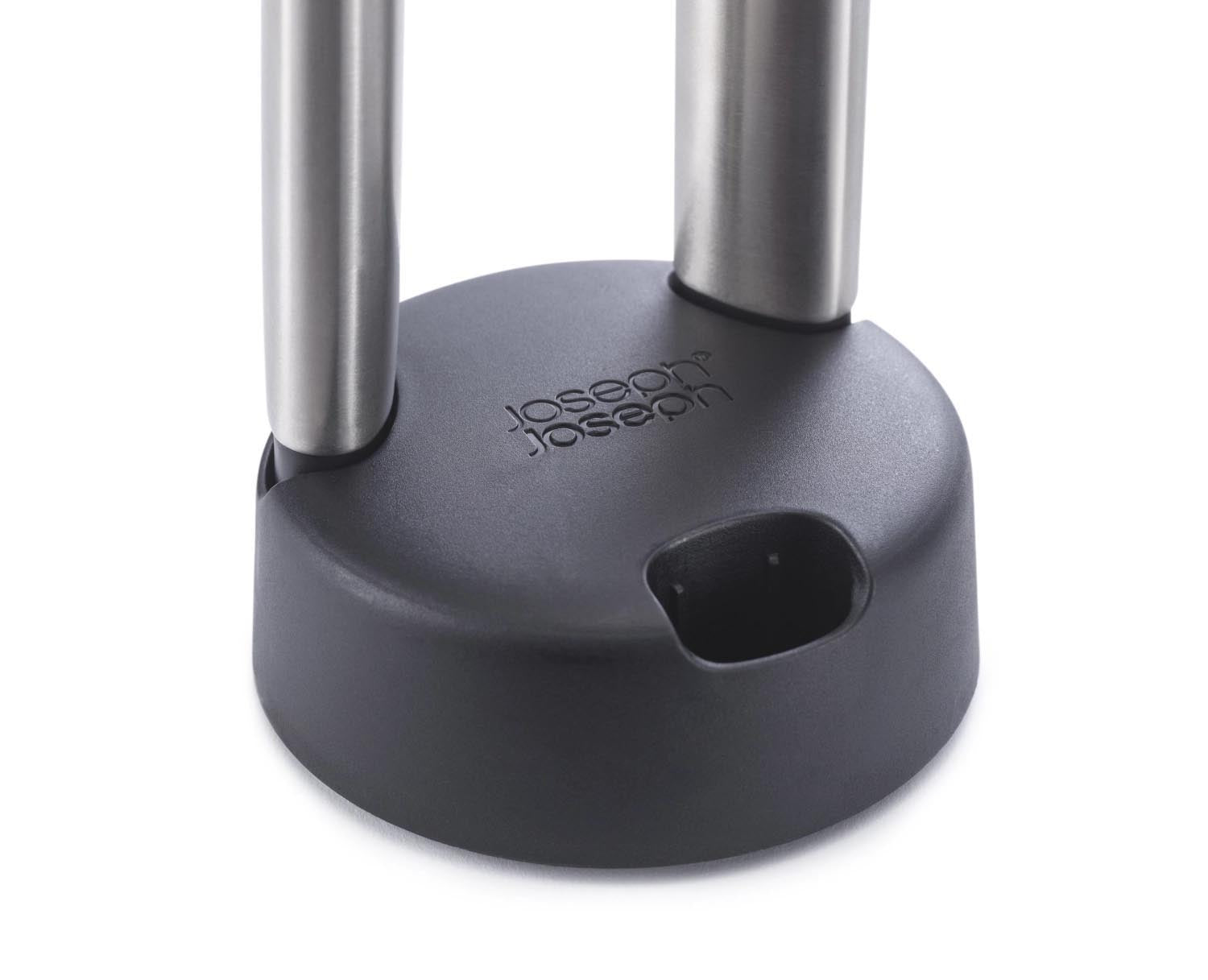 Praktisches 3-teiliges Silikon-Küchenutensilien-Set mit Ständer, ideal für sauberes Kochen, von Joseph Joseph.