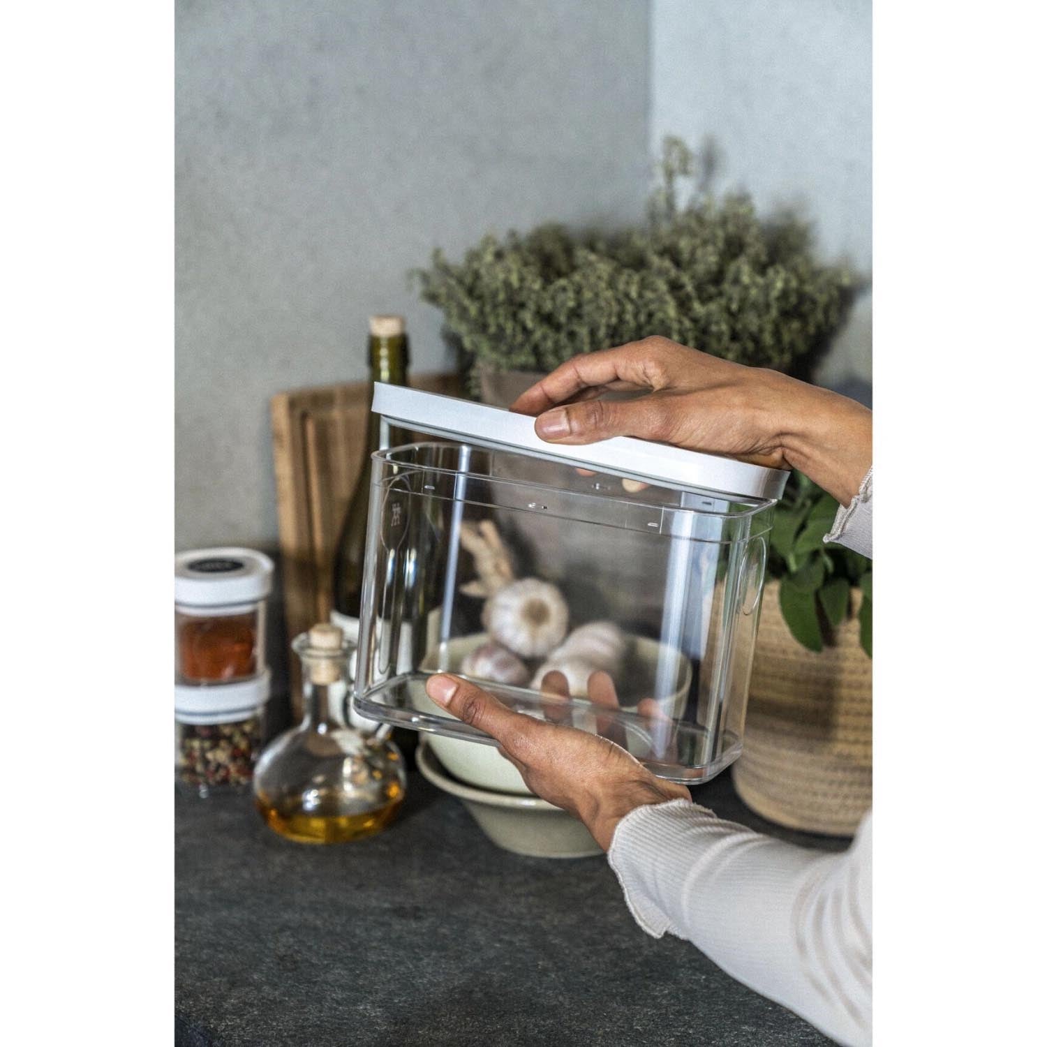 Zwilling Cube Box 3M, 22.8x21.4x10.7cm, 2.9l, transparent-weiss, perfekt für Aufbewahrung und Organisation in jedem Haushalt.