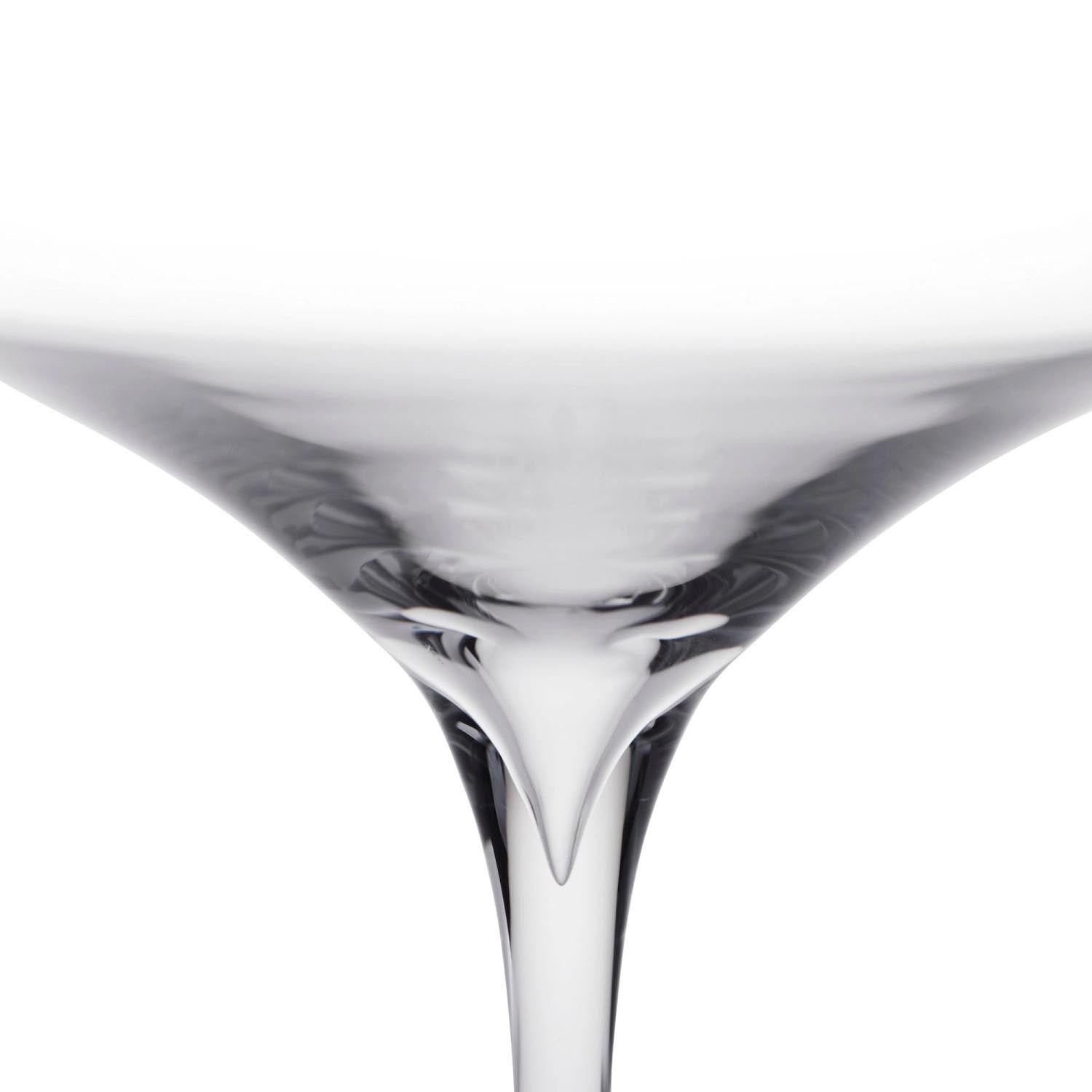 Das Josephine No1 - White Weissweinglas (45cl) von Josephinenhütte vereint Eleganz und Funktionalität für den perfekten Weingenuss.