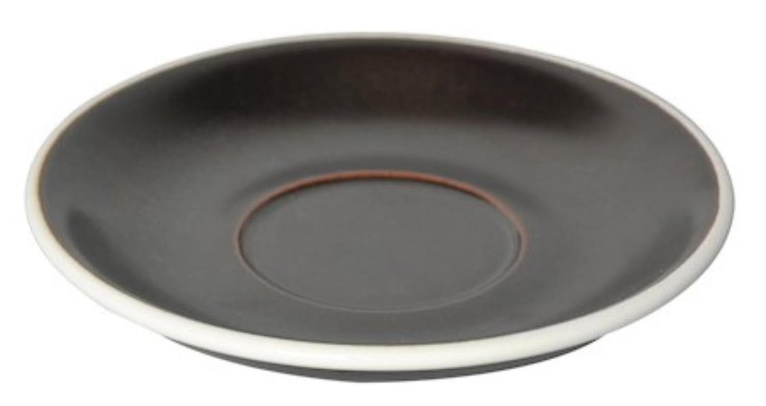 Egg Untertassen für Espresso bis Café Latte in Schwarzpulver präsentiert im Onlineshop von KAQTU Design AG. Espressotassen ist von Loveramics