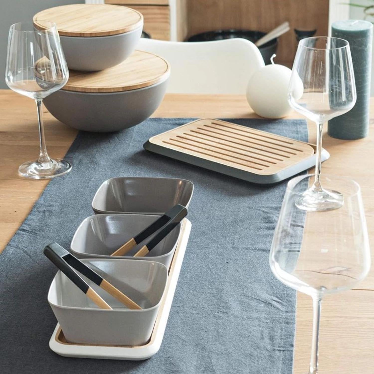 Stilvoller Bambus-Untersetzer von Pebbly, 20x20cm, in Cream. Schützt Oberflächen und ergänzt Ihre Einrichtung elegant.