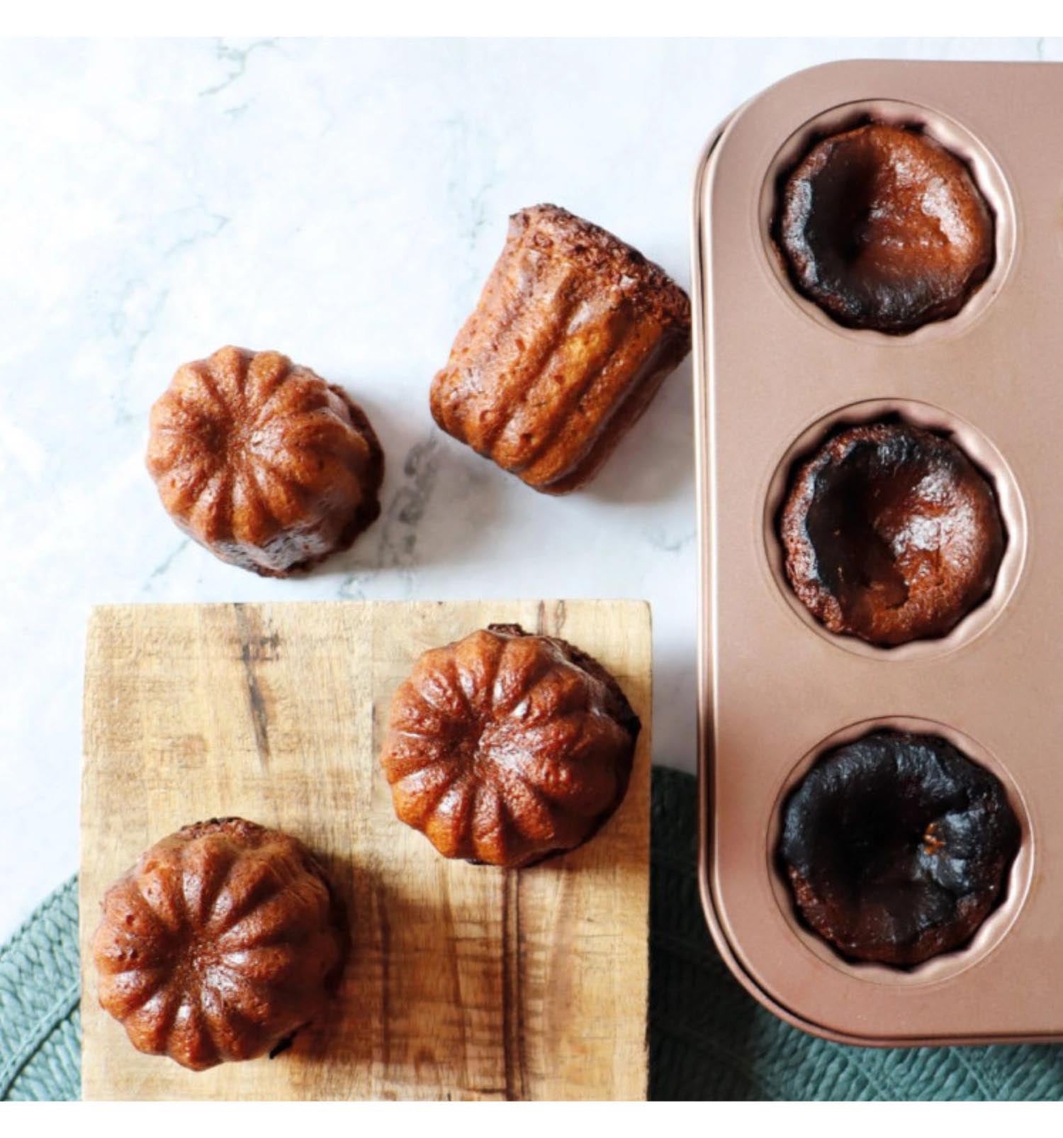 Antihaftbeschichtete Backform für 9 Cannelés von Scrap Cooking, ideal für einfaches Backen und perfekte Ergebnisse.