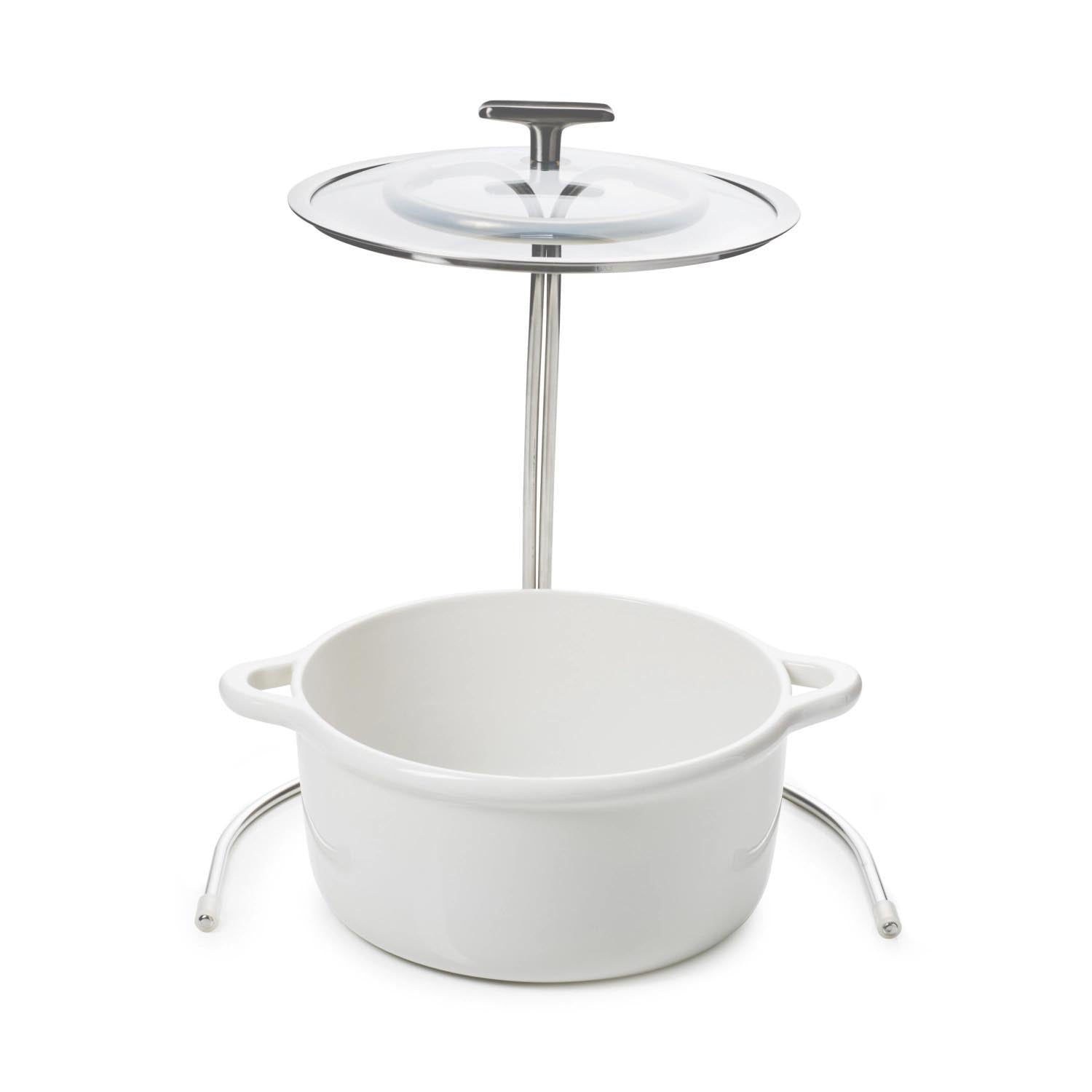 Freistehende Edelstahl-Deckelhalterung von Revol, ideal für Ordnung in der Küche. Praktisch, stilvoll und hochwertig.