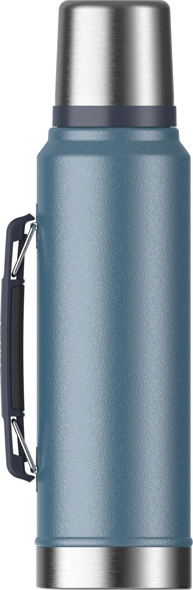 Die Stanley Legendary Classic 1.0L Flasche in Hammertone Lake bietet langlebige Isolierung für Outdoor-Aktivitäten und Abenteuer.