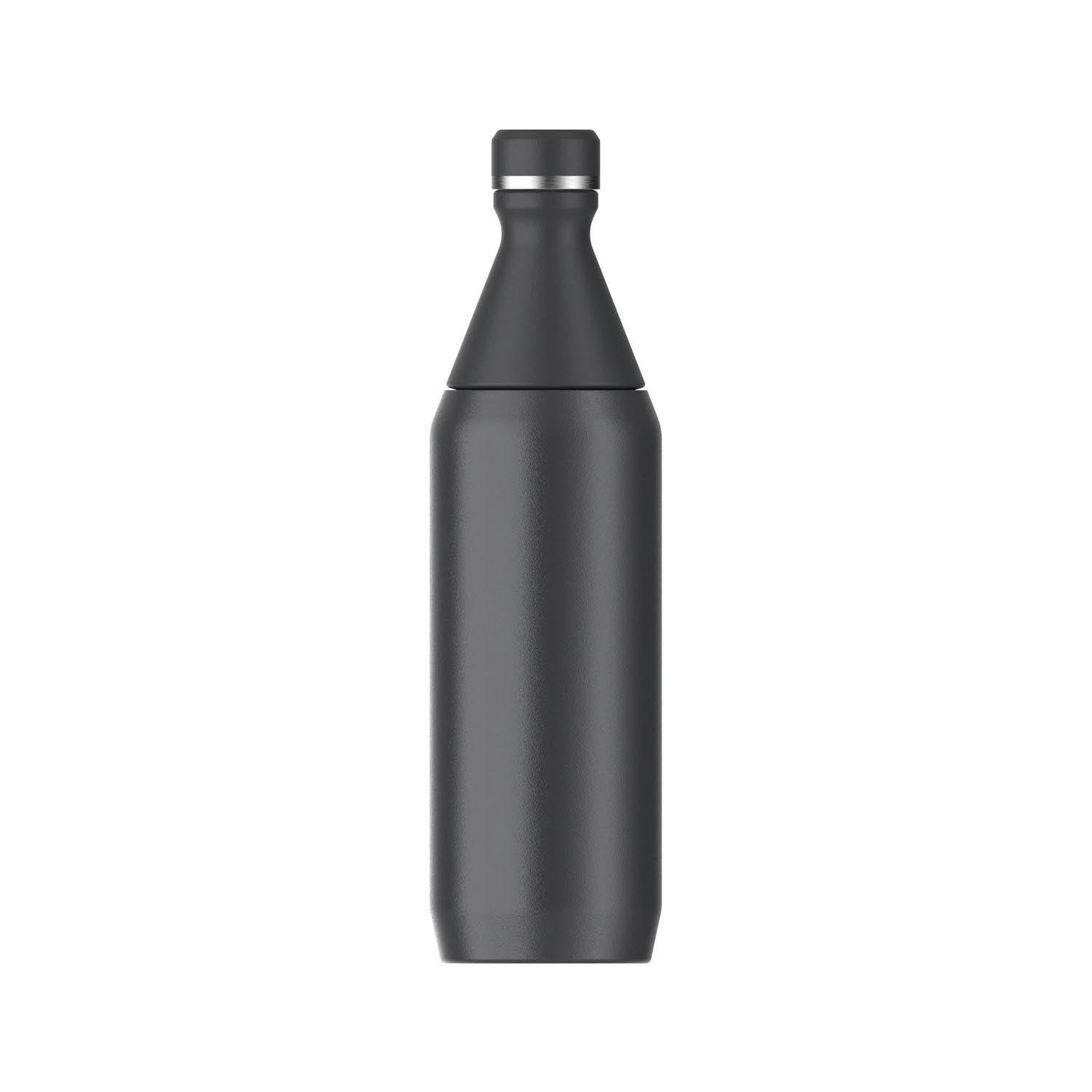 Die Stanley All Day Slim 0.6l Flasche in Black Gloss ist eine elegante, langlebige und praktische Wahl für unterwegs und den Alltag.