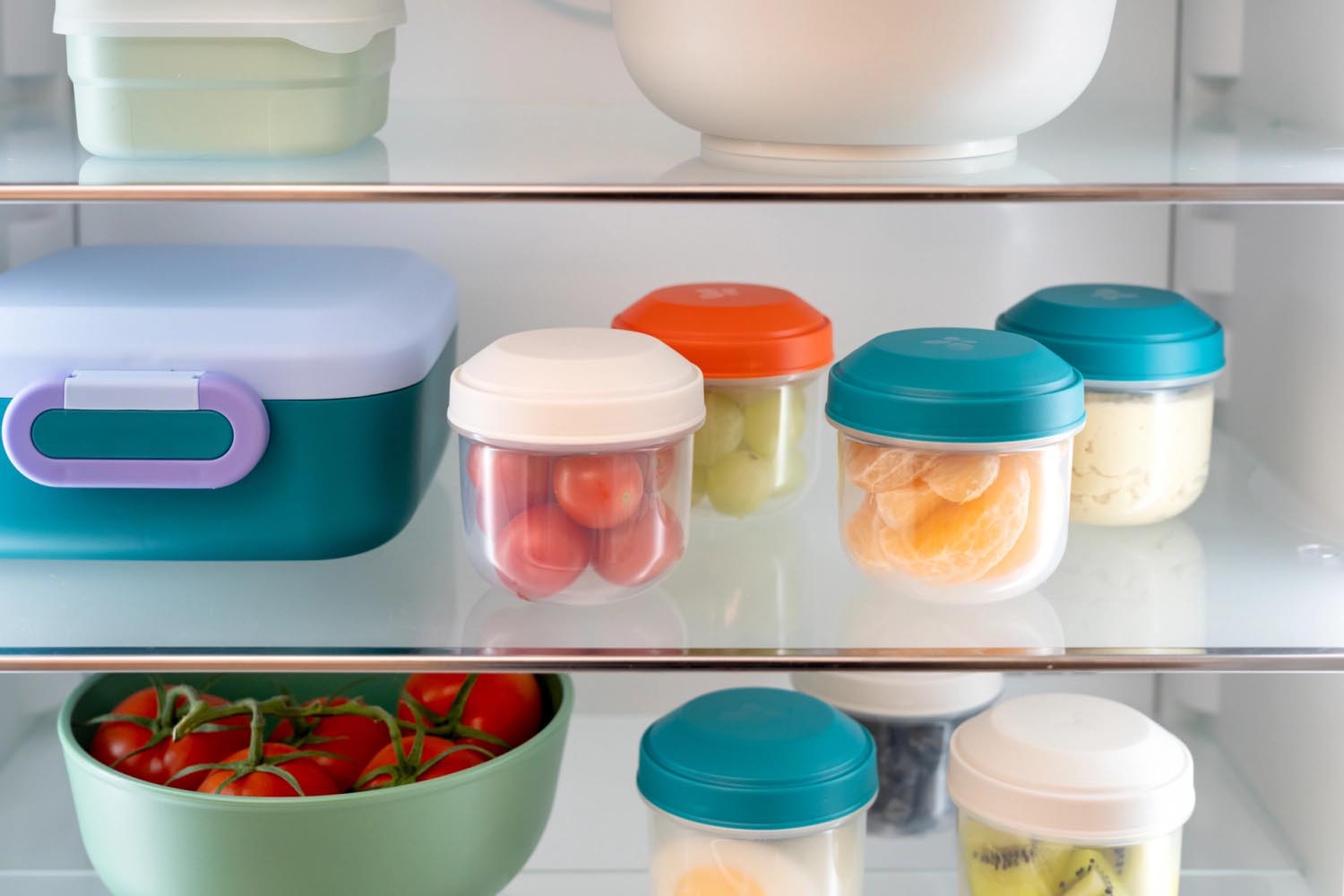 3er Set Snackboxen aus PP in Oat von Amuse, ideal für unterwegs, nachhaltig, praktisch und perfekt für vielseitige Snacks.