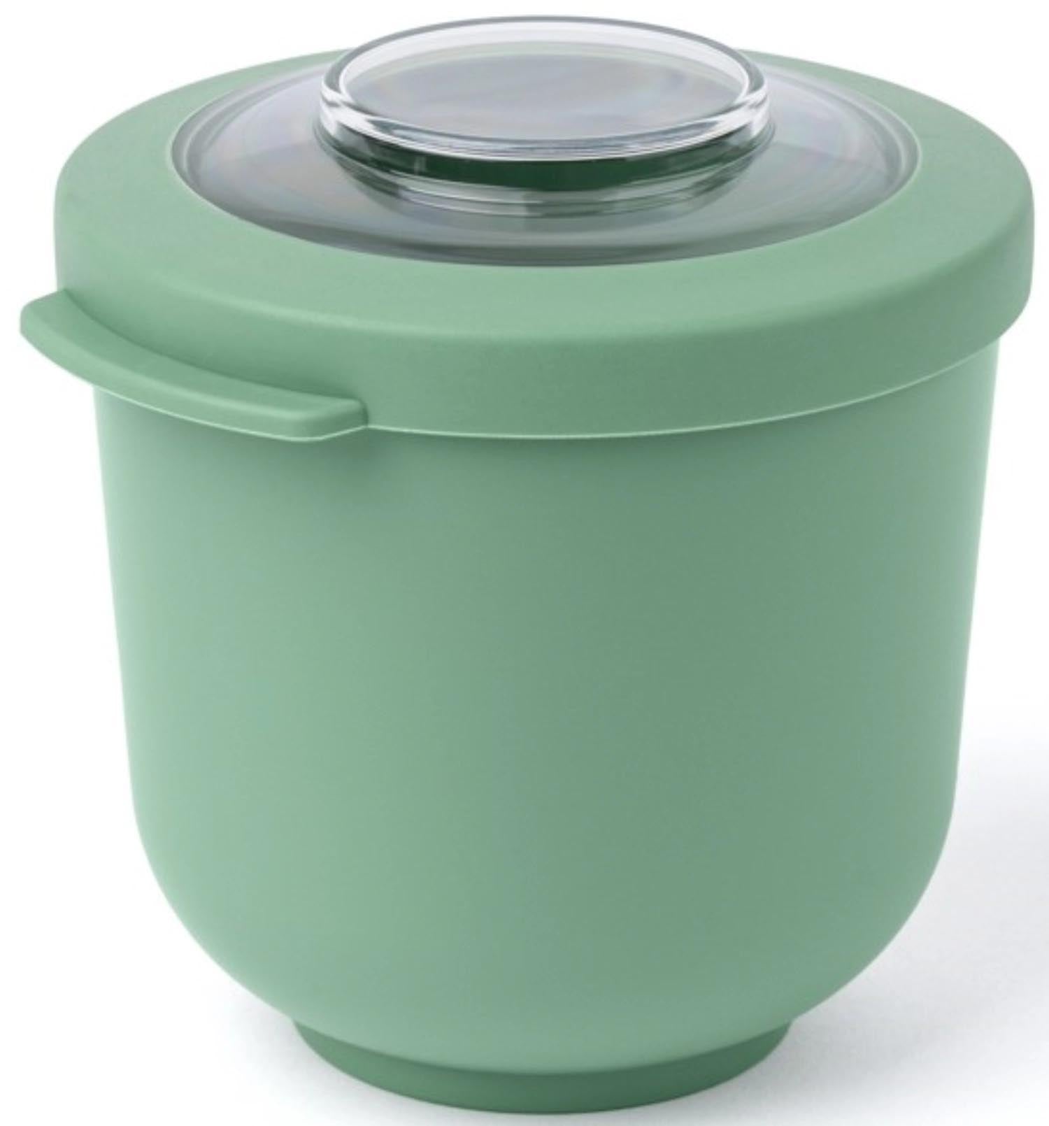 Tylla Bowl 500ml PP sage in Grün präsentiert im Onlineshop von KAQTU Design AG. Aufbewahrungsbehälter ist von Amuse