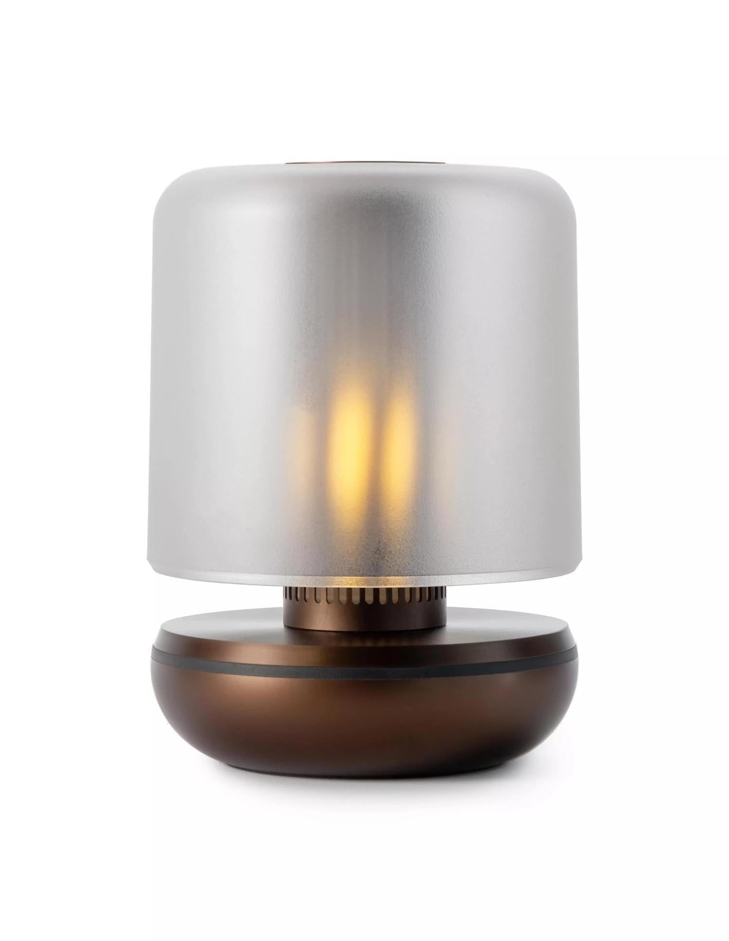 Firefly Tischlampe frosted 11.8x8.6cm bronze in Braun präsentiert im Onlineshop von KAQTU Design AG. Tischleuchte ist von Humble Light
