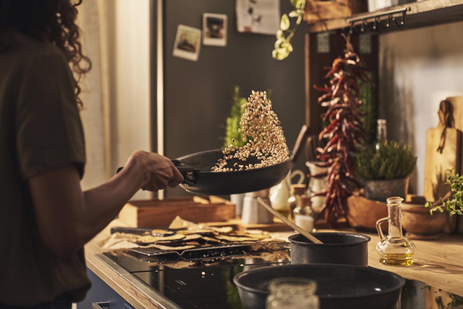 Die Ballarini Torre Bratpfanne 20cm ohne Griff bietet eine robuste Antihaftbeschichtung und ist perfekt für kreatives Kochen geeignet.
