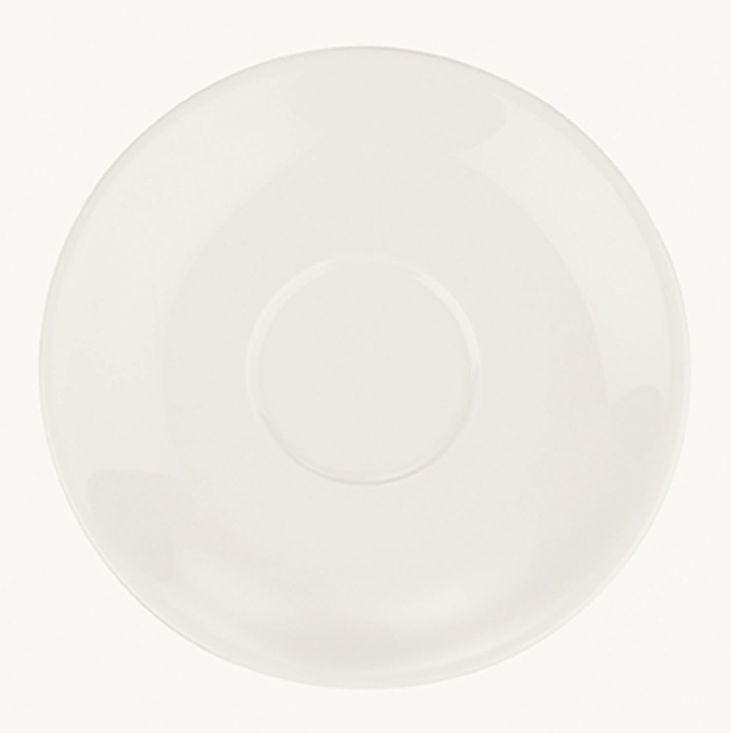 Rita Kaffee Untertasse D12cm in Weiss präsentiert im Onlineshop von KAQTU Design AG. Espressotassen ist von Bonna