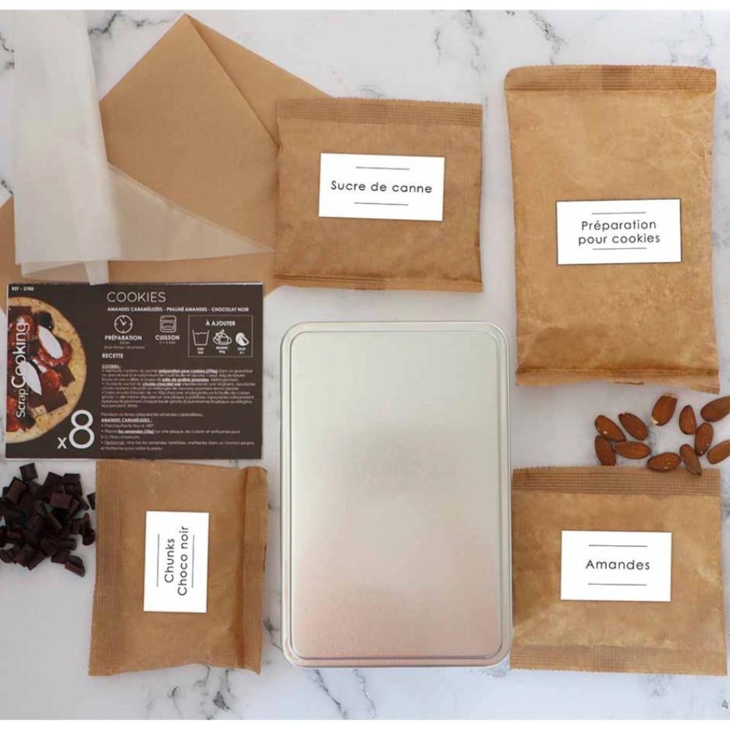 Backmischung für Cookies mit dunkler Schokolade, Mandeln und Pralinenpaste. Perfekt für köstliche hausgemachte Kekse.