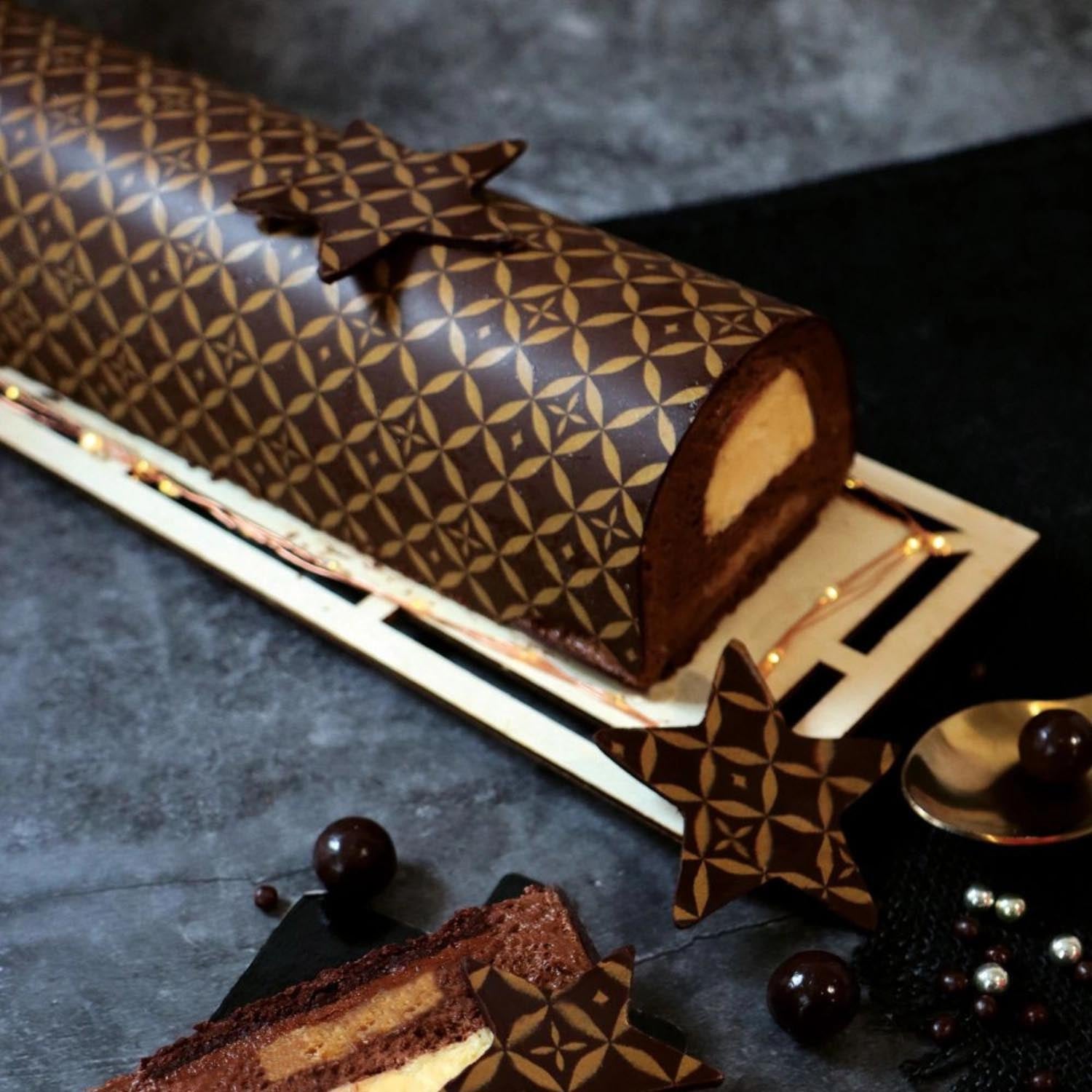 Elegante goldene Transferbögen mit Schokogeschmack im 2er Set von Scrap Cooking – ideal für kreative Dessertverzierungen.