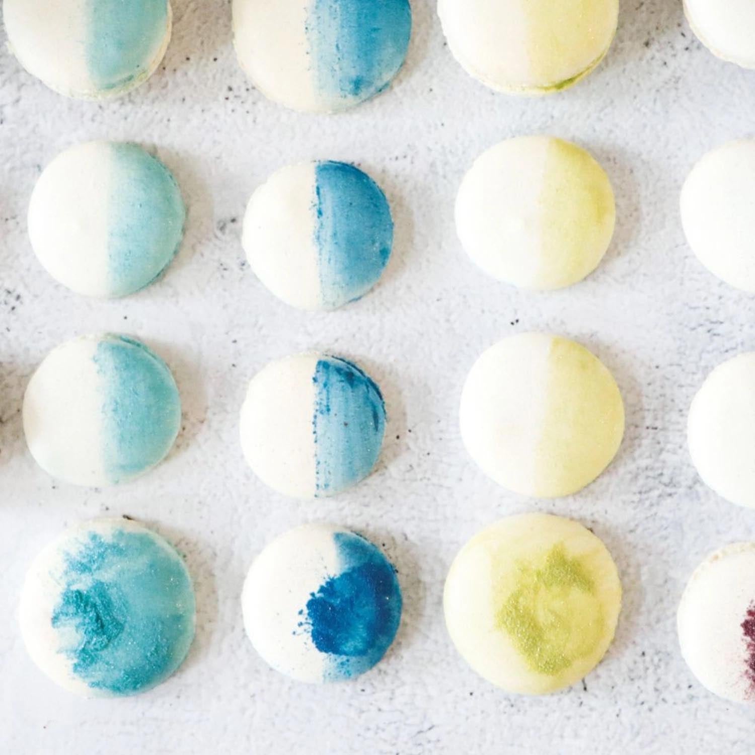 Türkis irisierendes Farbpulver für kreative Dekorationen, ideal für Backen und Basteln, von Scrap Cooking.