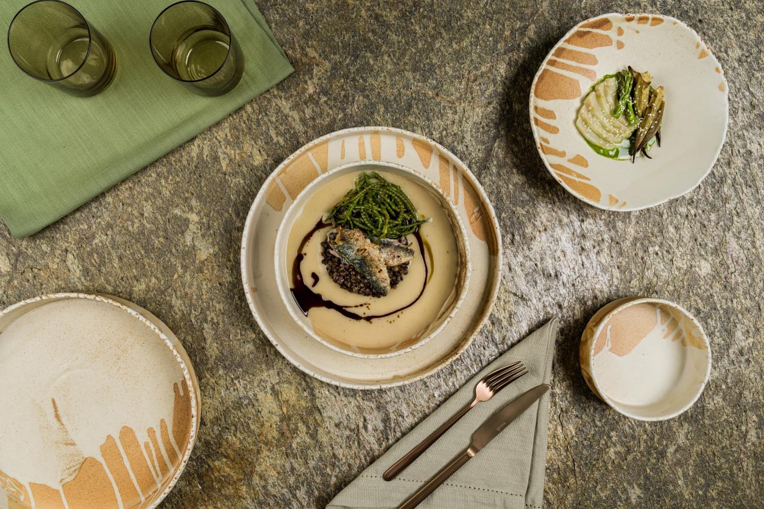 Die Bonna Solis Schale, 20cm, 900ml, kombiniert stilvolles Design mit Funktionalität, perfekt für ansprechendes Servieren.