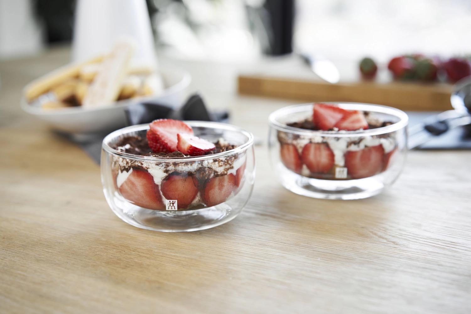 2er Set Sorrento Dessertgläser von Zwilling, 280ml, doppelwandig, perfekt für Desserts, modernes Design, hochwertige Verarbeitung.