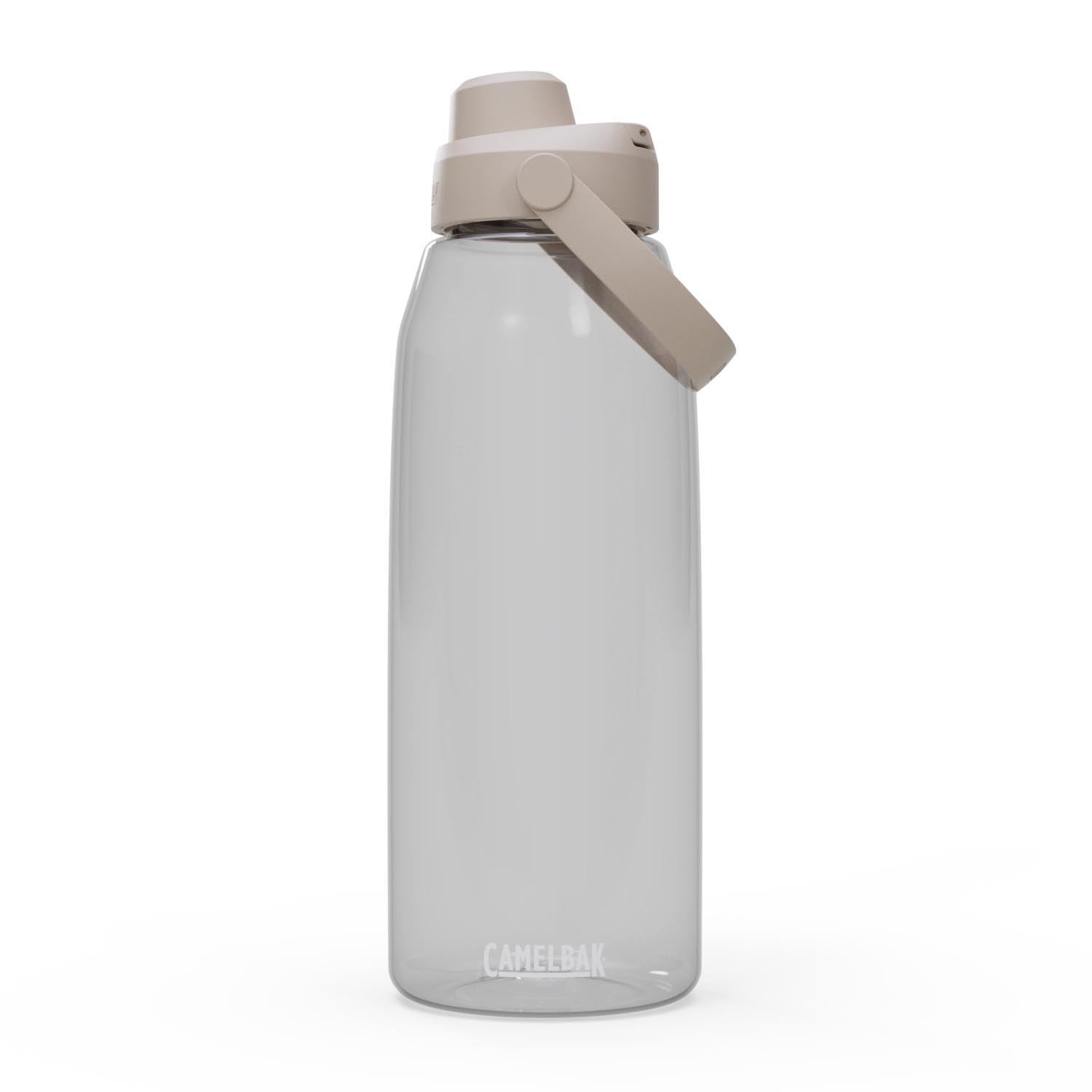 Thrive Chug 1.5l clear in Transparent präsentiert im Onlineshop von KAQTU Design AG. Trinkflasche ist von Camelbak