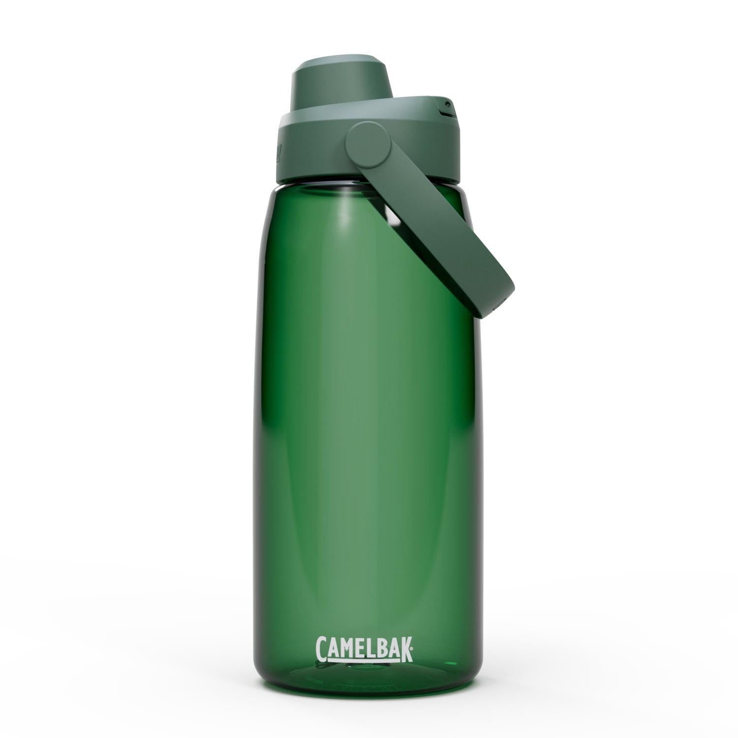 Thrive Chug 1.0l forest green in Grün präsentiert im Onlineshop von KAQTU Design AG. Trinkflasche ist von Camelbak