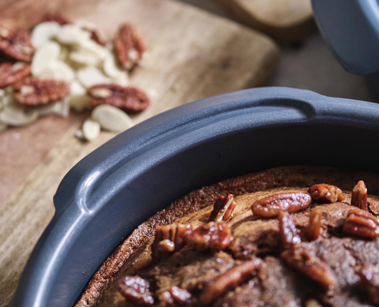 Entdecken Sie die vielseitigen Nest Bake Backformen von Joseph Joseph – stapelbar, robust und ideal für perfekte Kuchen ohne Ankleben!