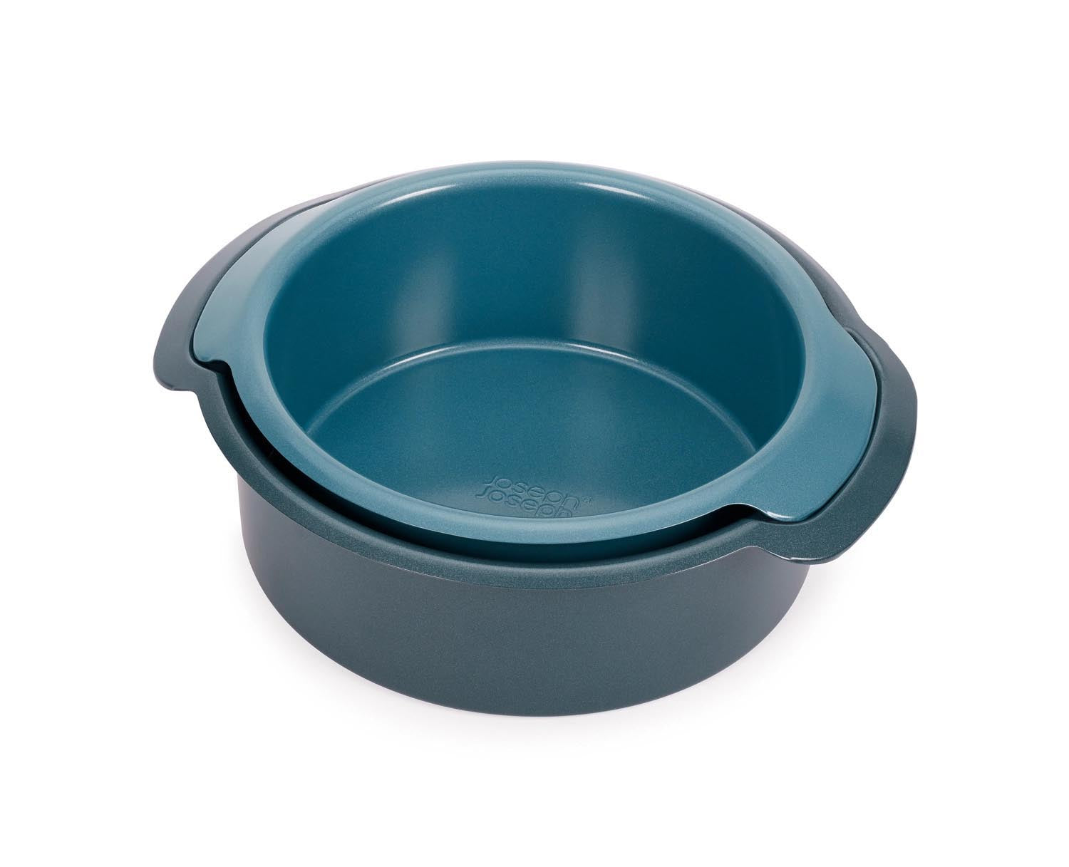 Set aus zwei runden Backformen (20 cm und 23 cm) von Joseph Joseph, ideal für Kuchen und Backwaren, platzsparend stapelbar.
