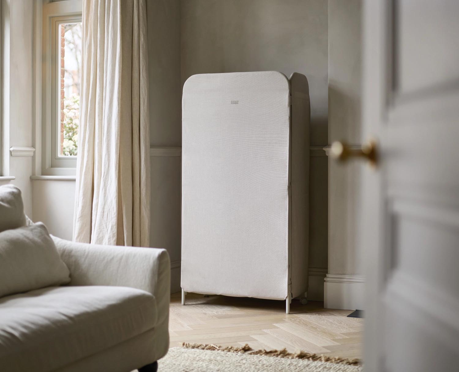 Eclipse Wäscheständer von Joseph Joseph, faltbar, 150cm hoch, 29cm breit, ecru, platzsparend und ideal für modernes Wäschetrocknen.