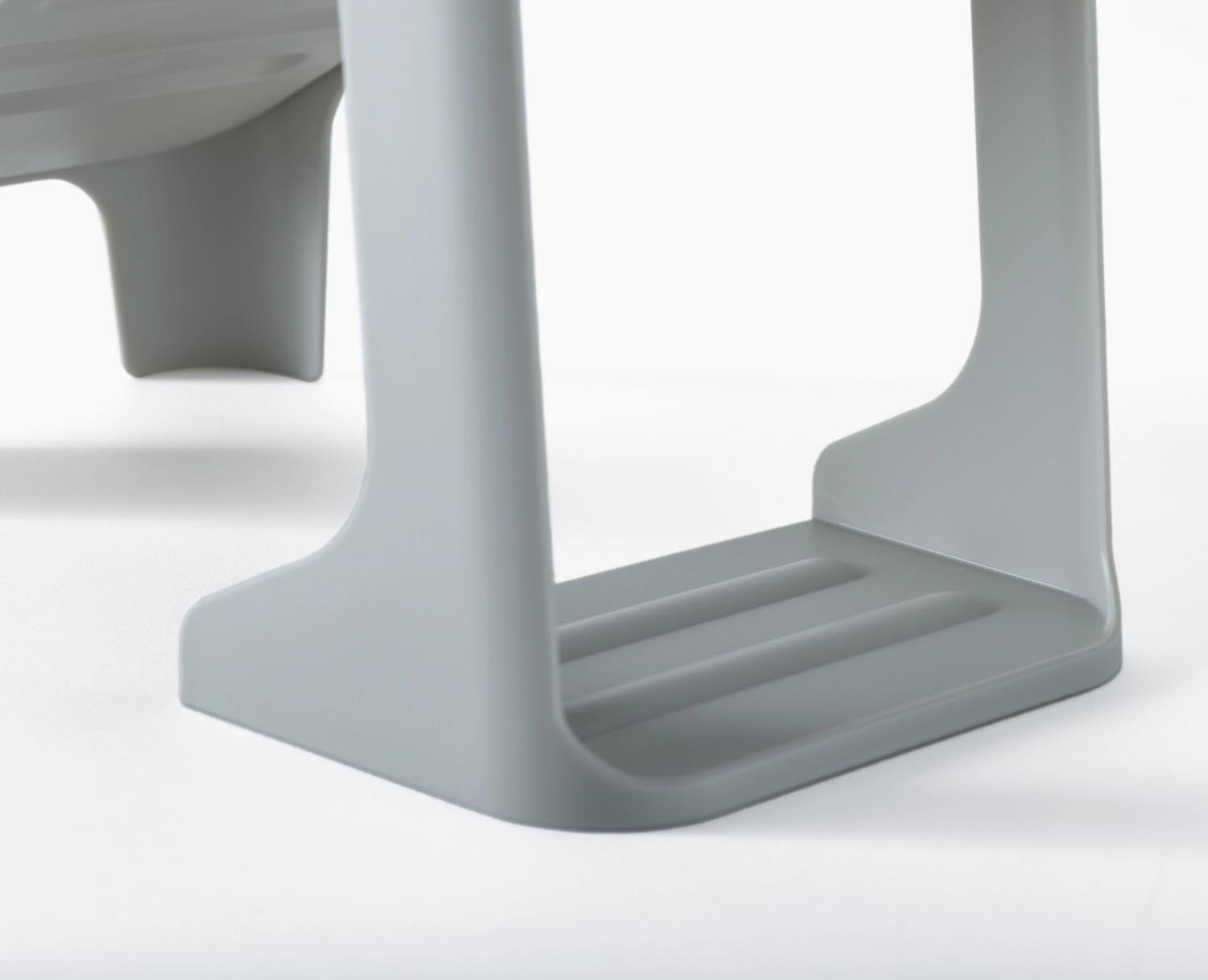 Praktische Schuhorganisation mit dem 2er Set Shoe-in von Joseph Joseph. Aus umweltfreundlichem PP in Ecru, ideal für platzsparende Aufbewahrung.