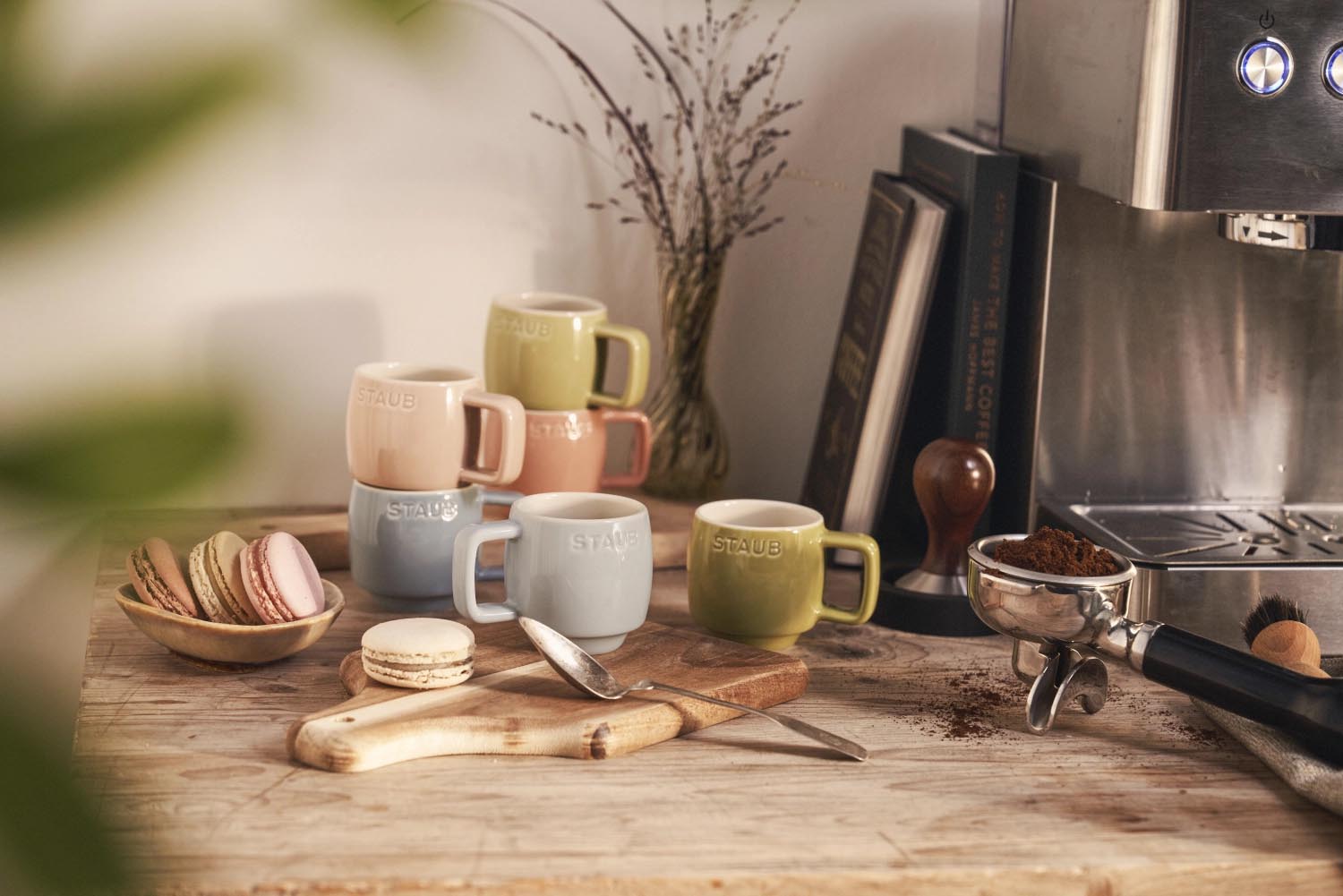 6-teiliges Tassenset von Staub, 100 ml, aus Keramik, ideal für Espresso, stilvoll und hochwertig, perfekt für Kaffeeliebhaber.