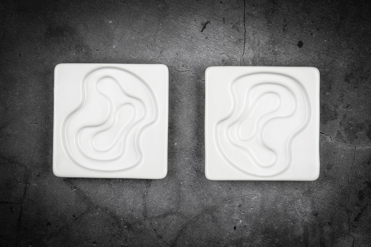 Elegantes 2er Set Keramikschälchen für Olivenöl, ideal für stilvolles Servieren und Geniessen, von Style de Vie.