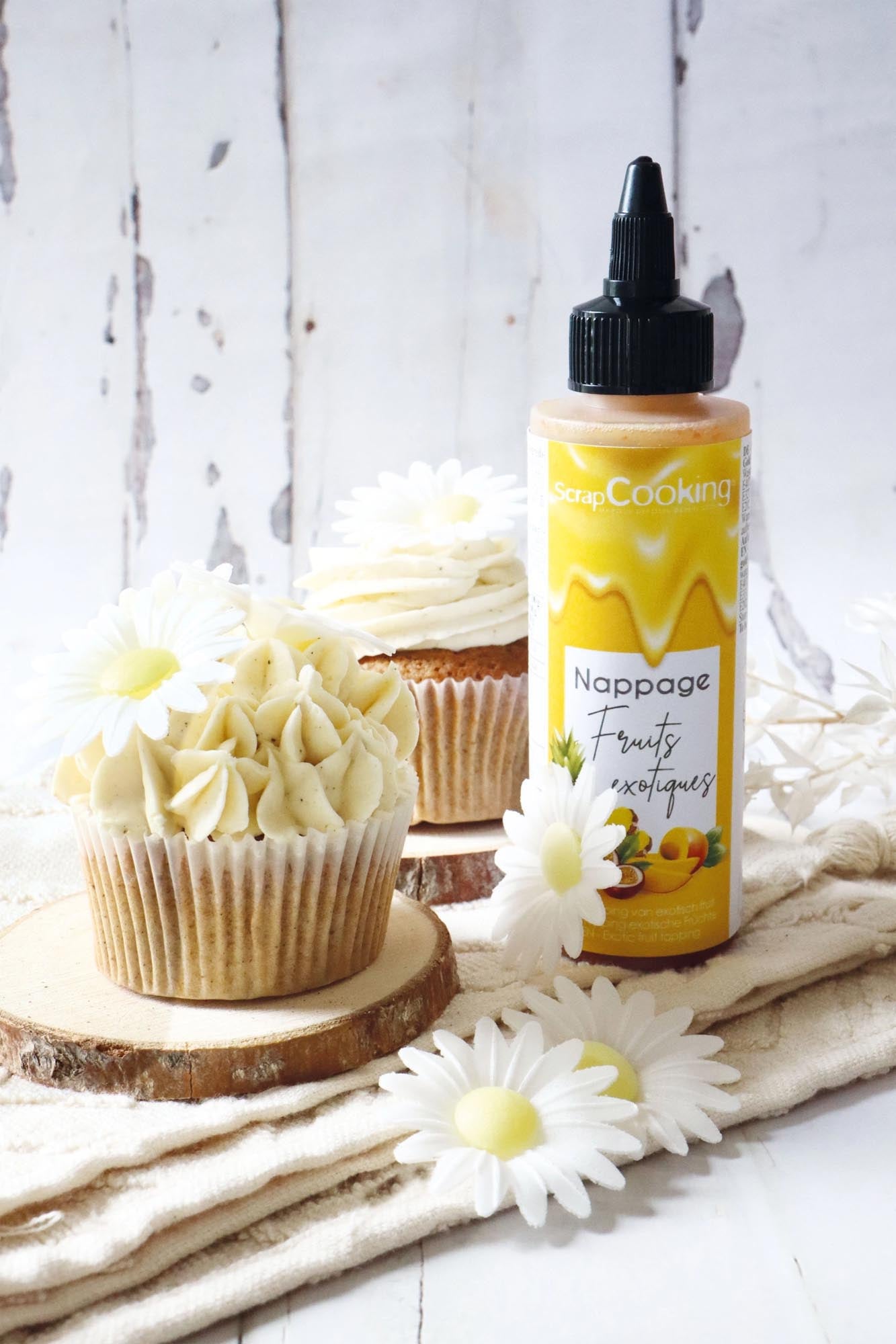 Ein Set aus 18 essbaren Margeriten aus Esspapier, ideal zum Dekorieren von Kuchen, Torten und Desserts. Perfekt für kreative Backideen.