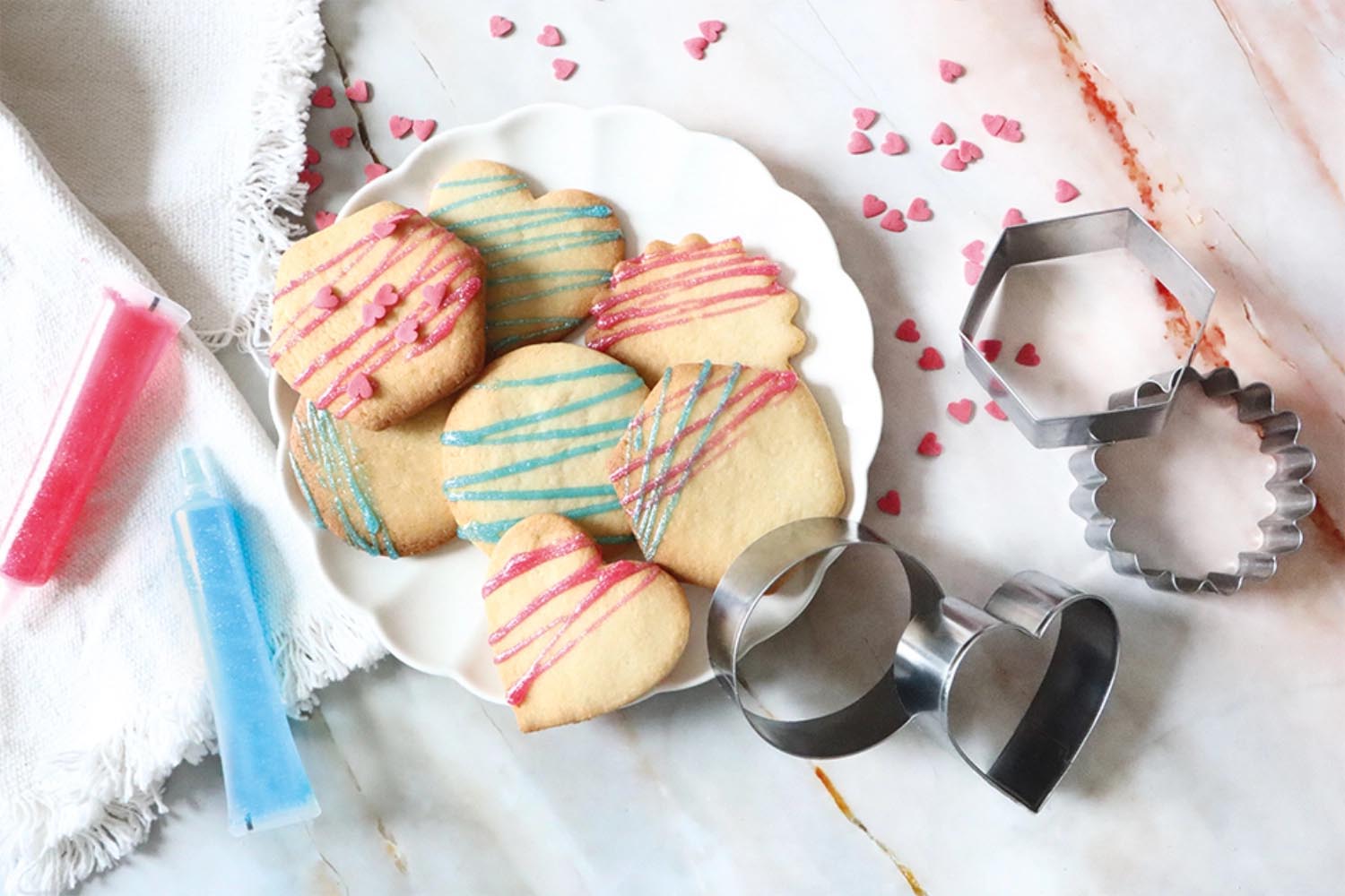 Perlmuttblauer Zuckerguss-Stift (26g) von Scrap Cooking, perfekt für kreative Dekorationen auf Kuchen, Gebäck und Desserts.