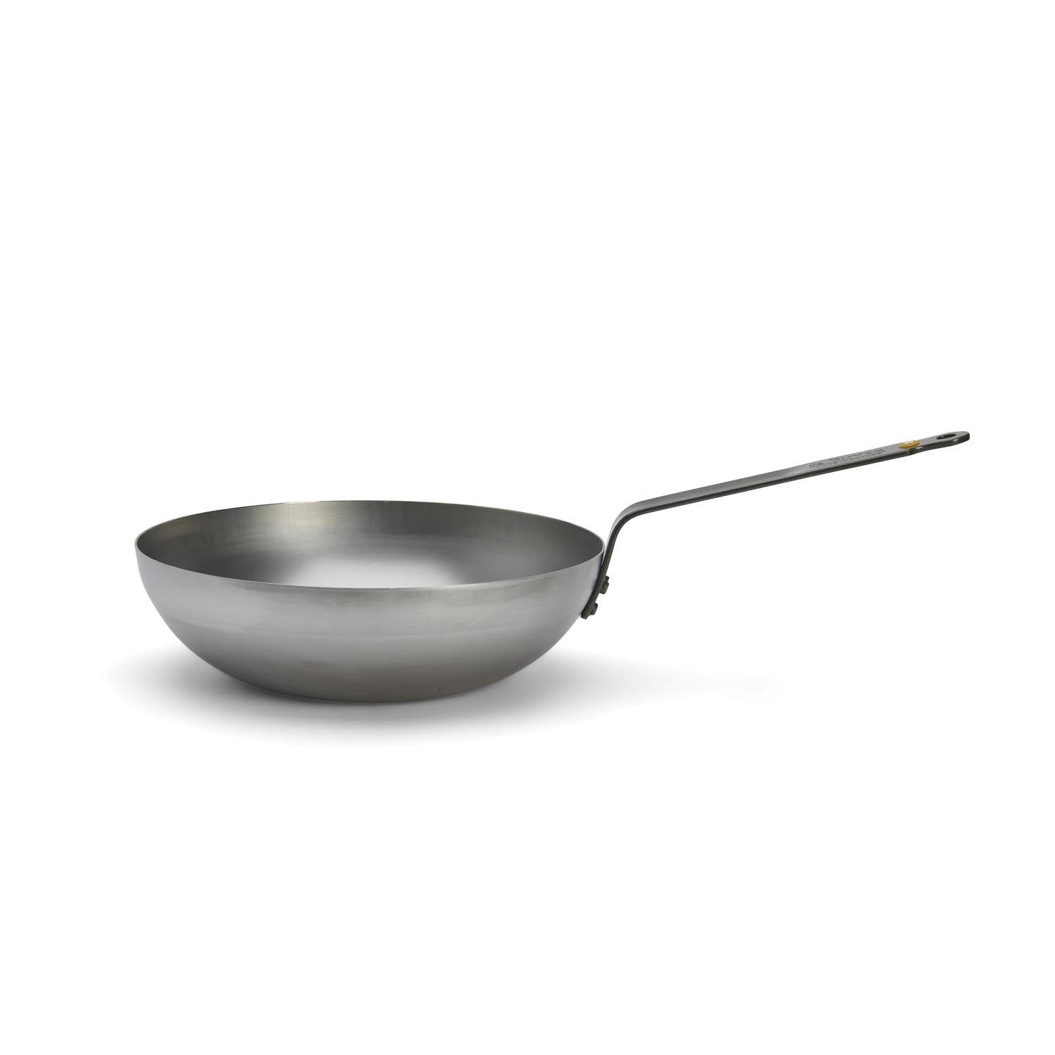 MINERAL B ELEMENT Wok D:28cm in Silber präsentiert im Onlineshop von KAQTU Design AG. Küchengerät ist von de Buyer