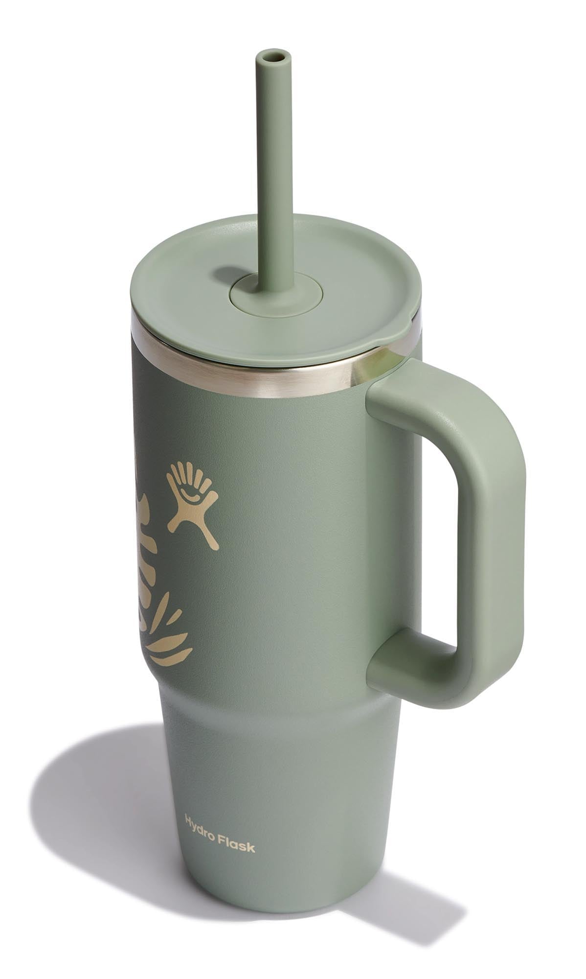 Eleganter 710ml Reisebecher mit Trinkhalm im botanischen Agave-Design von Hydro Flask, ideal für alle Getränke unterwegs.