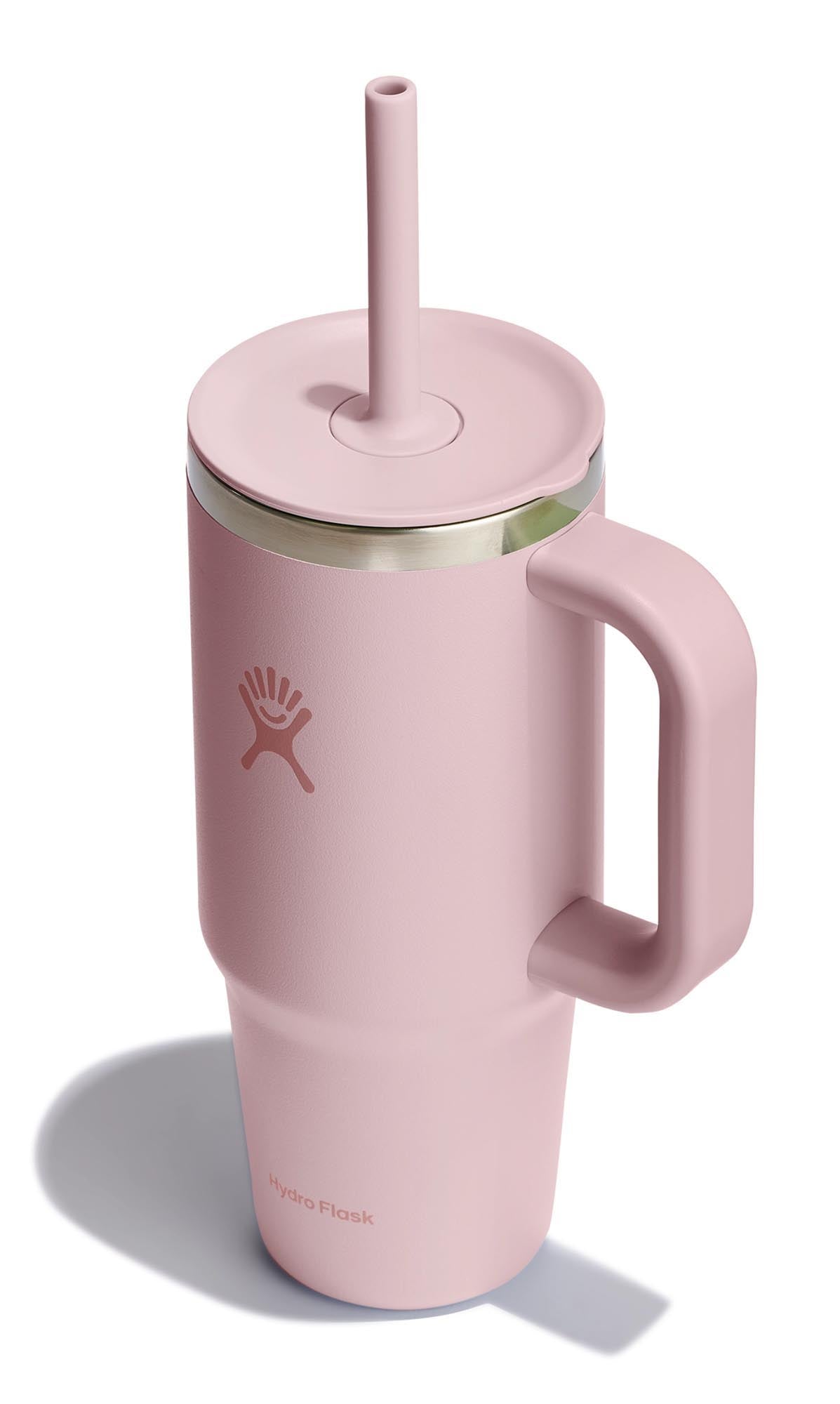 Moderner 710ml Reisebecher in Trillium von Hydro Flask, ausgestattet mit einem praktischen Trinkhalm – perfekt für Getränke unterwegs.