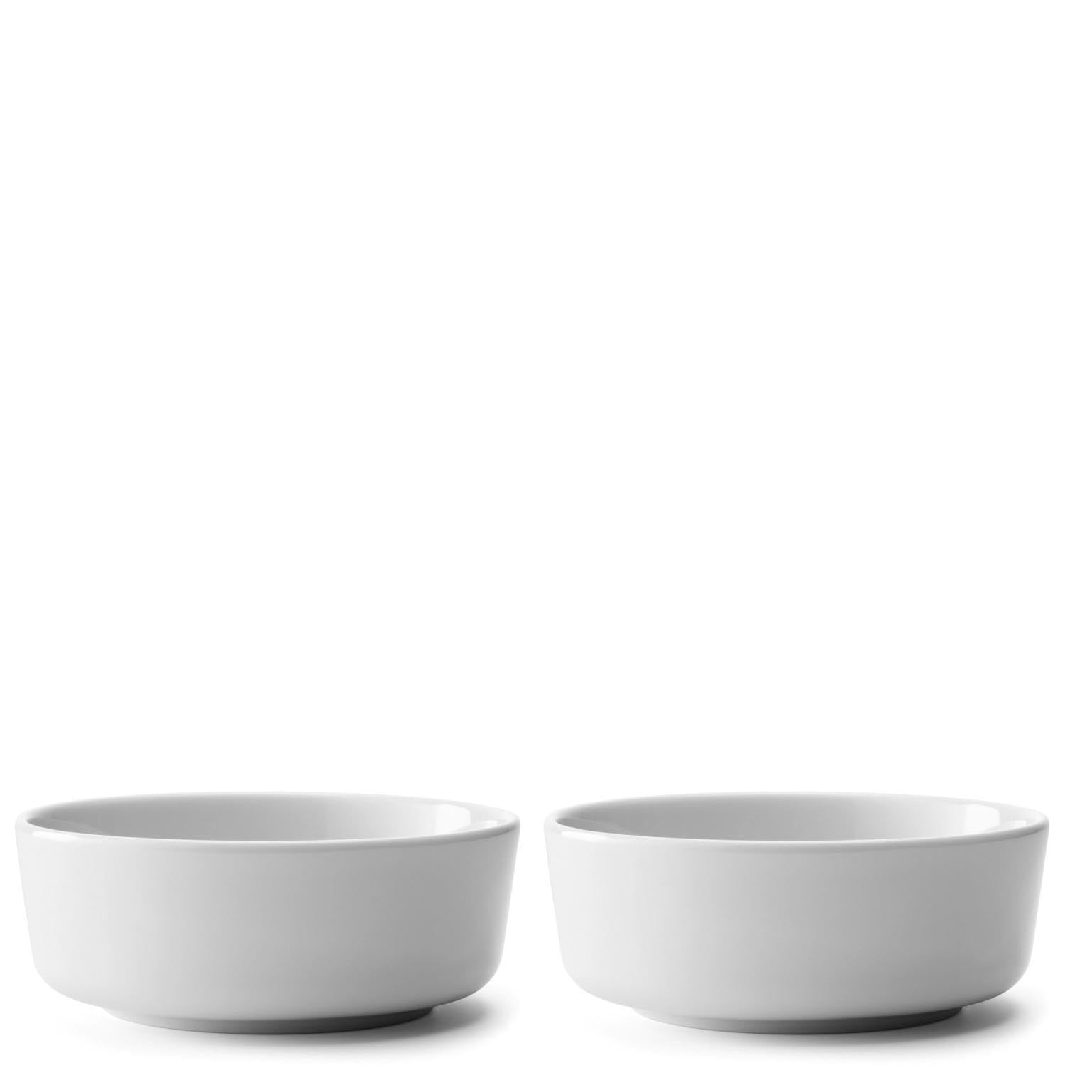 Elegantes 2er Set weisser Schalen (15 cm) von LSA, ideal für stilvolles Servieren und modernes Tischdesign.