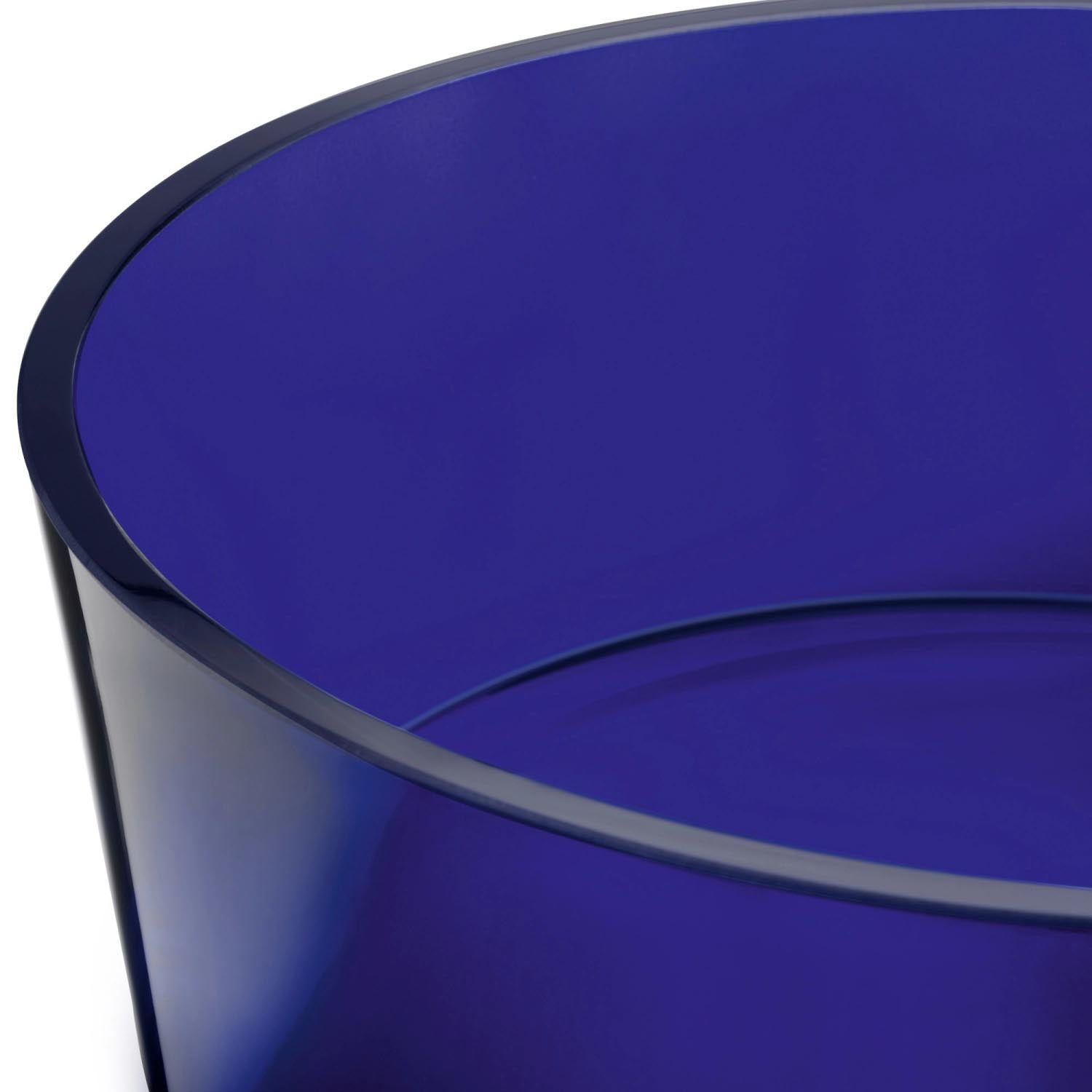 Stilvolle Schale aus kobaltblauem Glas, 30 cm Durchmesser, 10 cm Höhe, perfekt für Dekoration und Präsentation.
