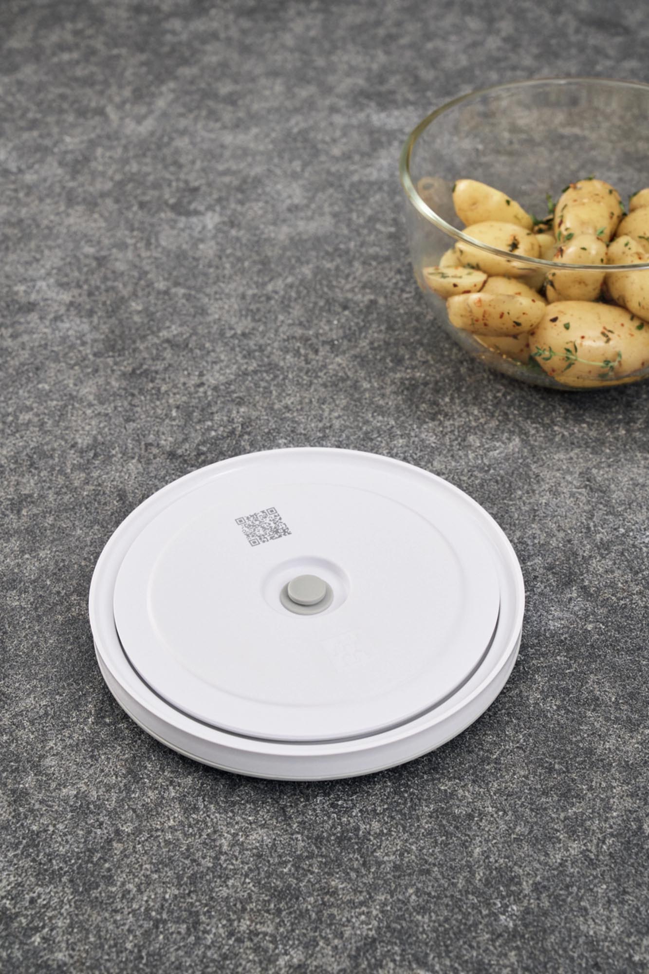 Zwilling Fresh & Save Vakuum-Schale, 18 cm, aus weissem ABS, für luftdichte Frische und längere Haltbarkeit von Lebensmitteln.