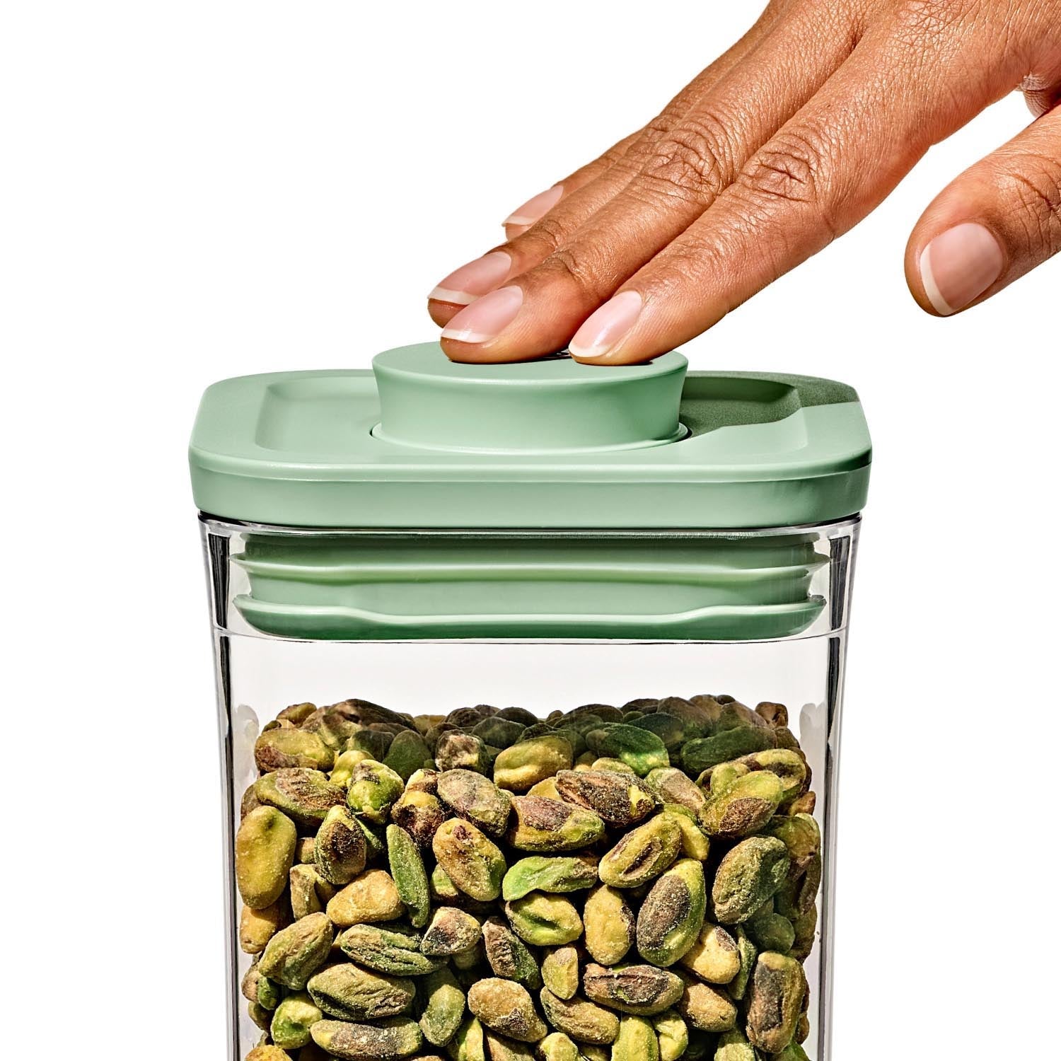 3er Set OXO Good Grips Pop Behälter mit grünem 30ml Löffel, perfekt für luftdichte Lagerung und genaue Dosierung von Lebensmitteln.